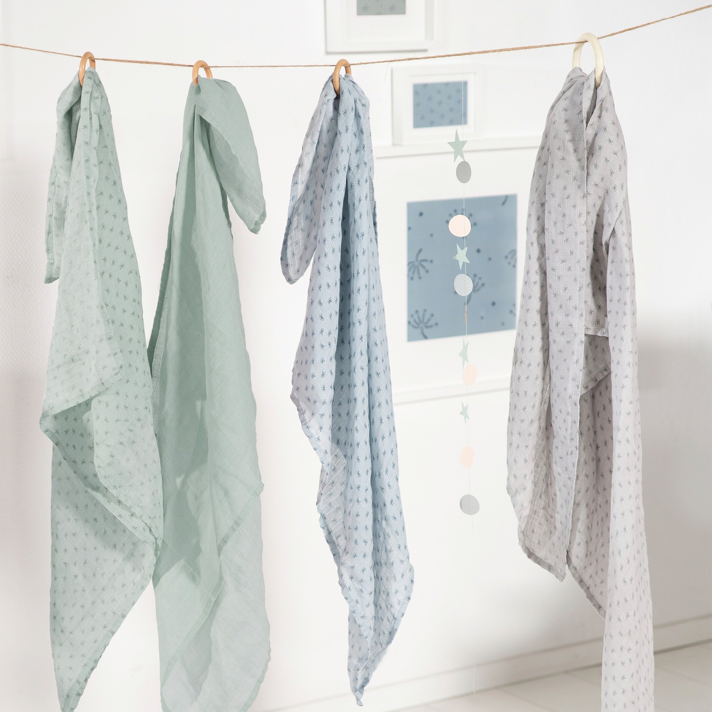 Roba 2er Set Puck- und Stilltuch Lil Planet frosty green