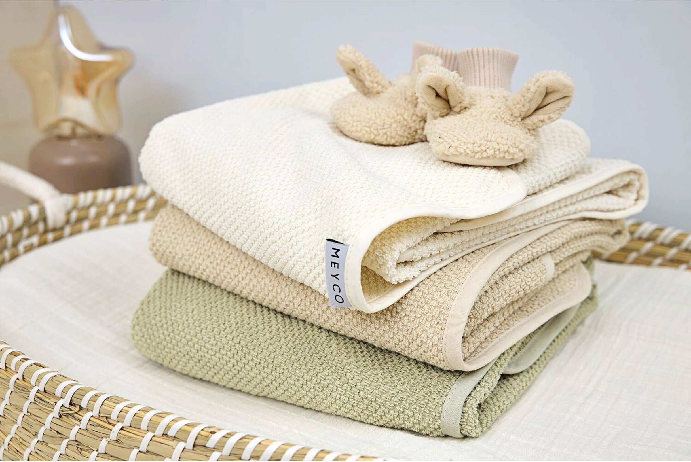 Meyco Baby Kapuzenbadetuch 75x75 cm oliv