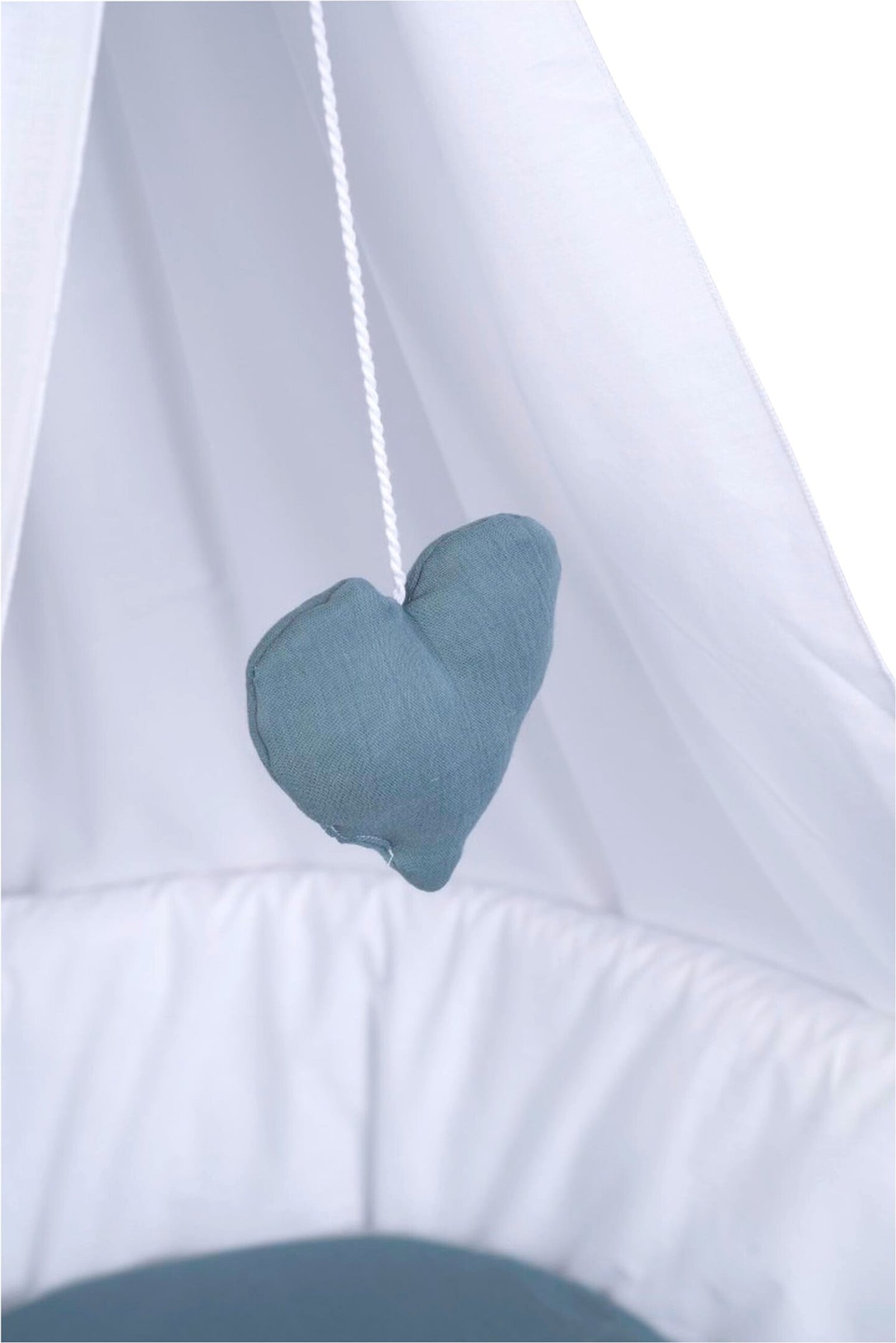 Mionido Textiles Set für Stubenwagen Uni Herz