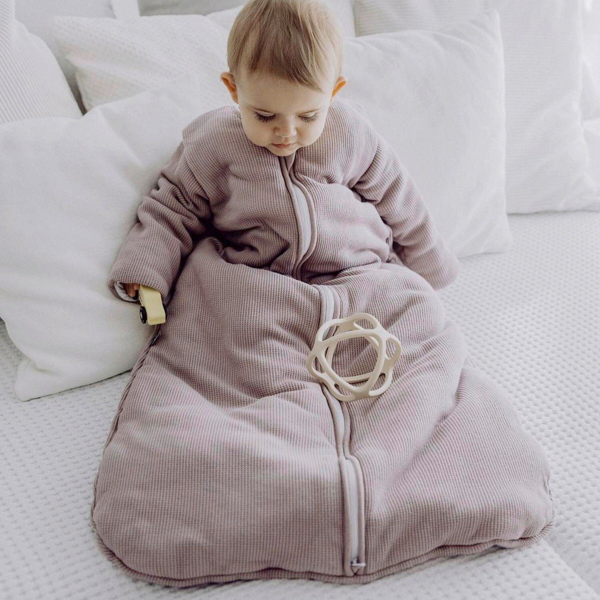 Emma & Noah Winterschlafsack mit abnehmbaren Ärmeln 3.5 TOG