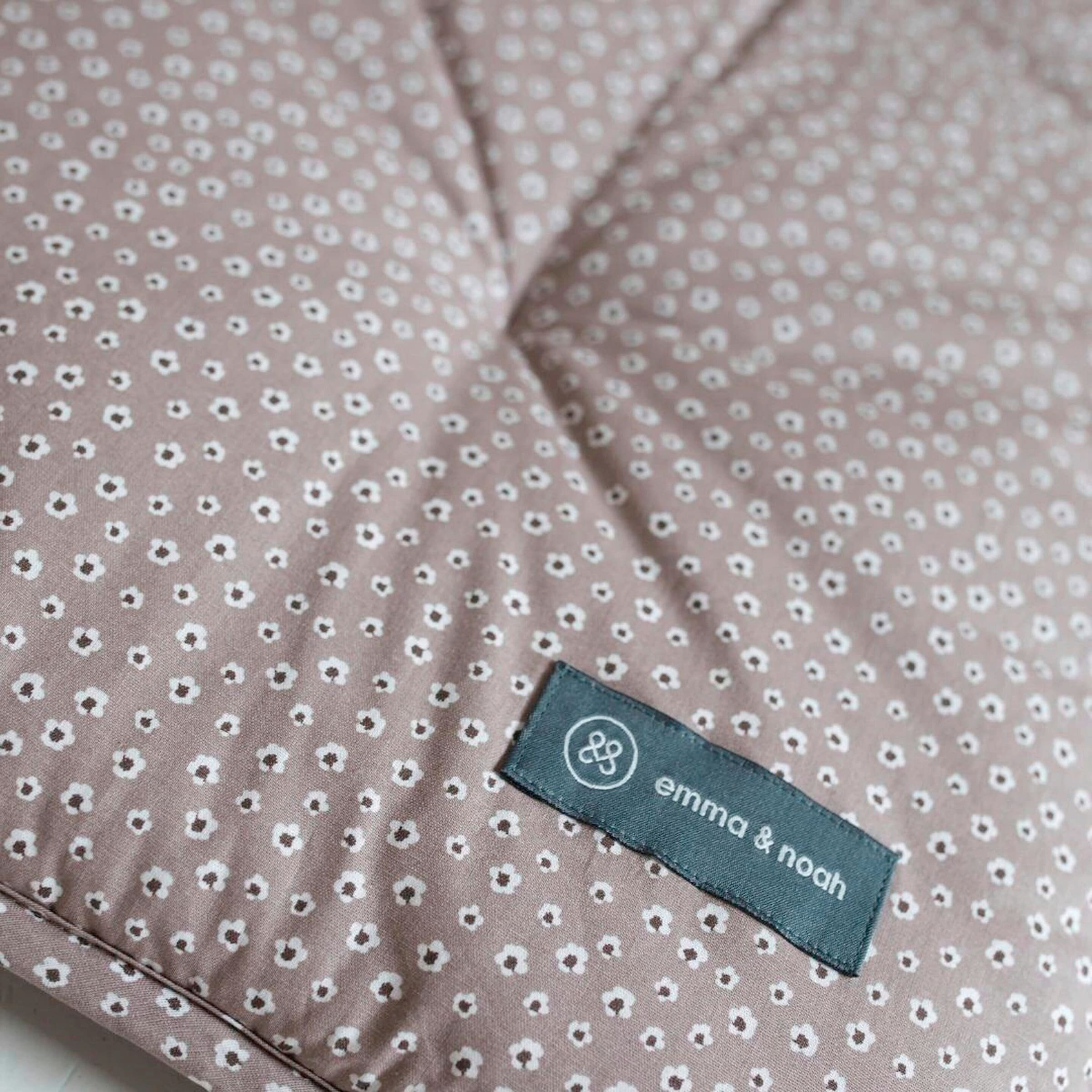 Emma & Noah Krabbeldecke 120x120 cm