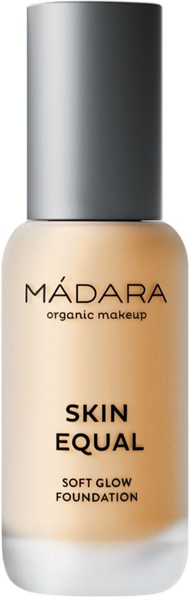 MÁDARA SKIN EQUAL Grundierung SPF 15 #40 Sand 30 ml
