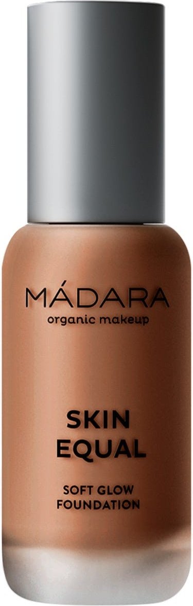 MÁDARA SKIN EQUAL Grundierung SPF 15 #90 Chestnut 30 ml