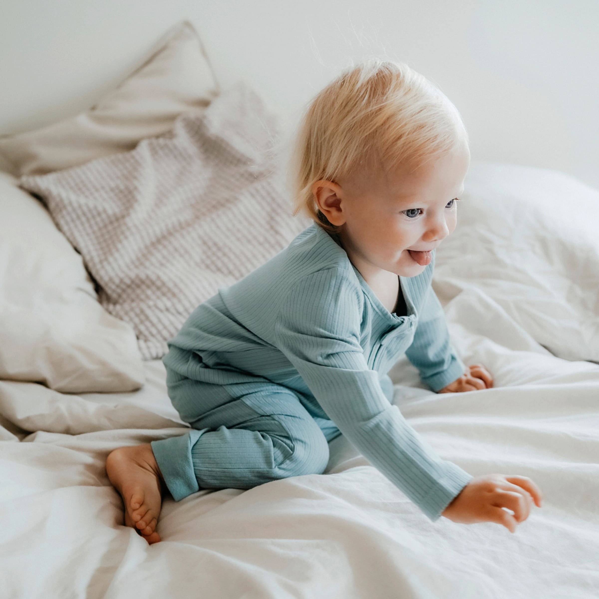 Thumbnail - Emma & Noah Schlafoverall Rippqualität