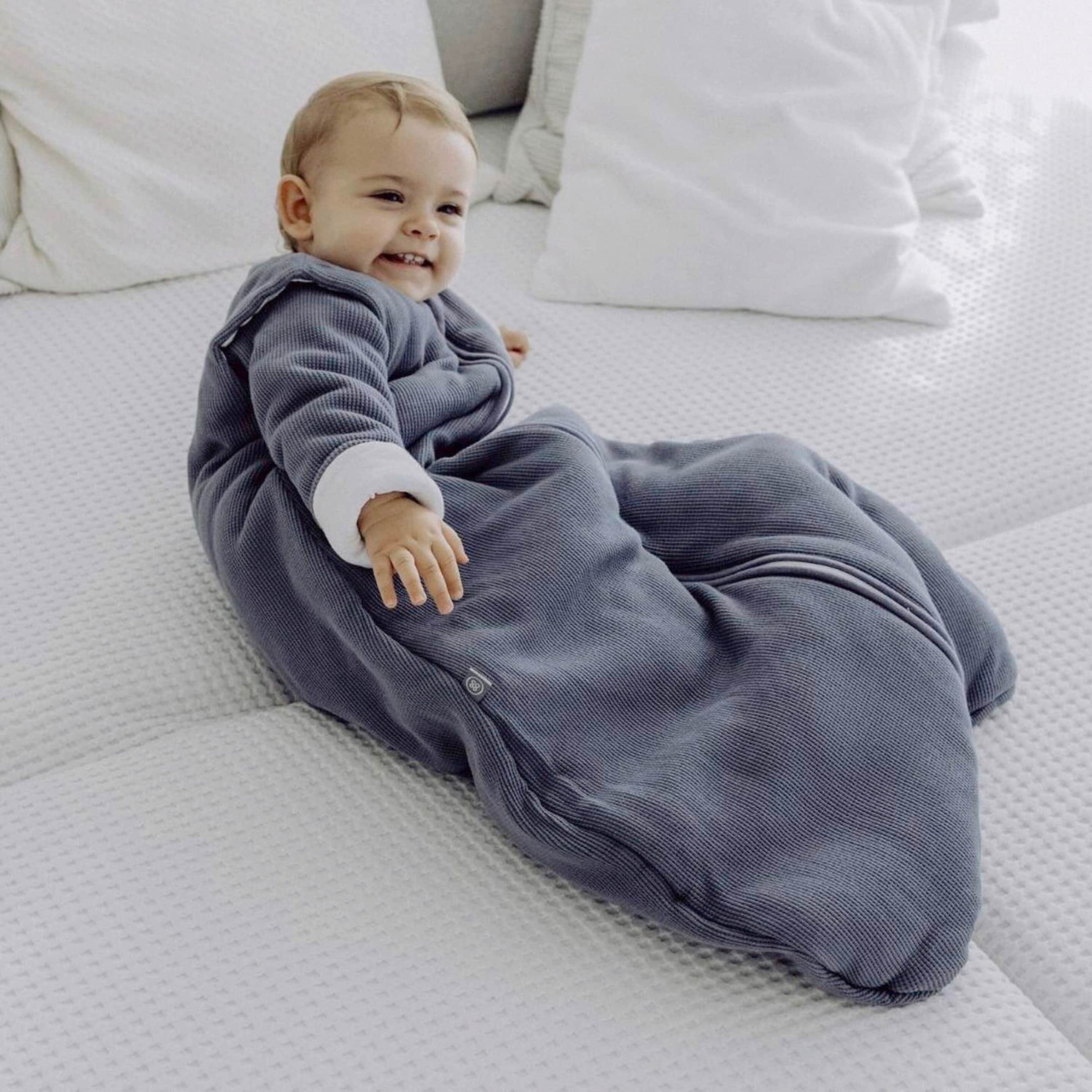 Emma & Noah Winterschlafsack mit abnehmbaren Ärmeln 3.5 TOG