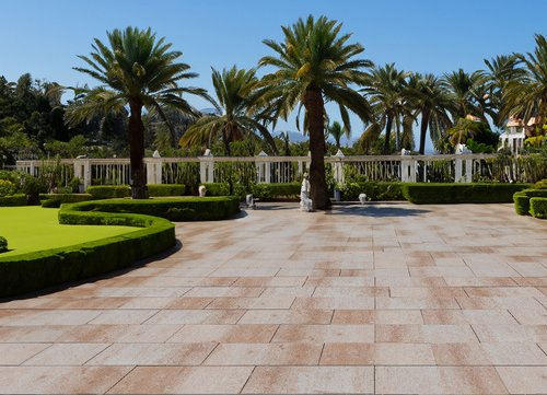 Mr. GARDENER Terrassenplatte »Premia«, LxBxS: 50 x 25 x 4 cm, sandstein - beige