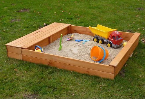 PROMADINO Sandkasten-Sitzbox »Multi«, BxL: 140 cm x 32 cm, Kiefernholz honigbraun