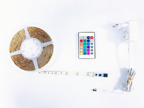 CASAYA LED-Streifen, 10 m, 24 W, 300 x RGB-LED inkl. Fernbedienung - weiss
