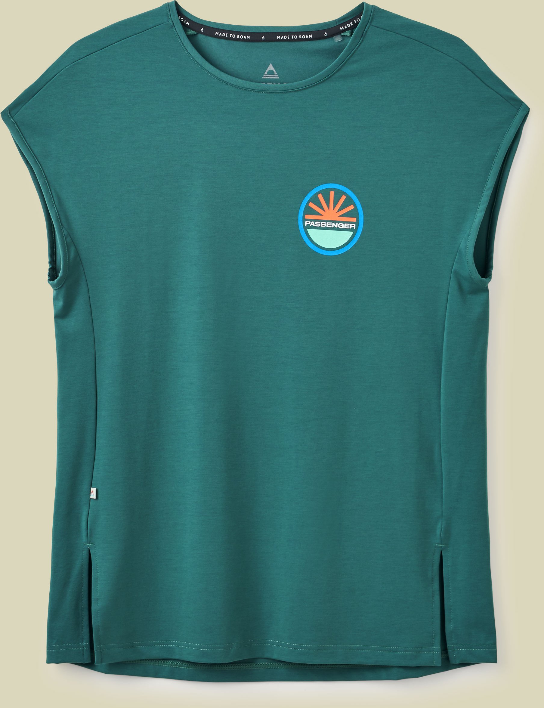 Chase The Light T-Shirt Women L blau - deep ocean