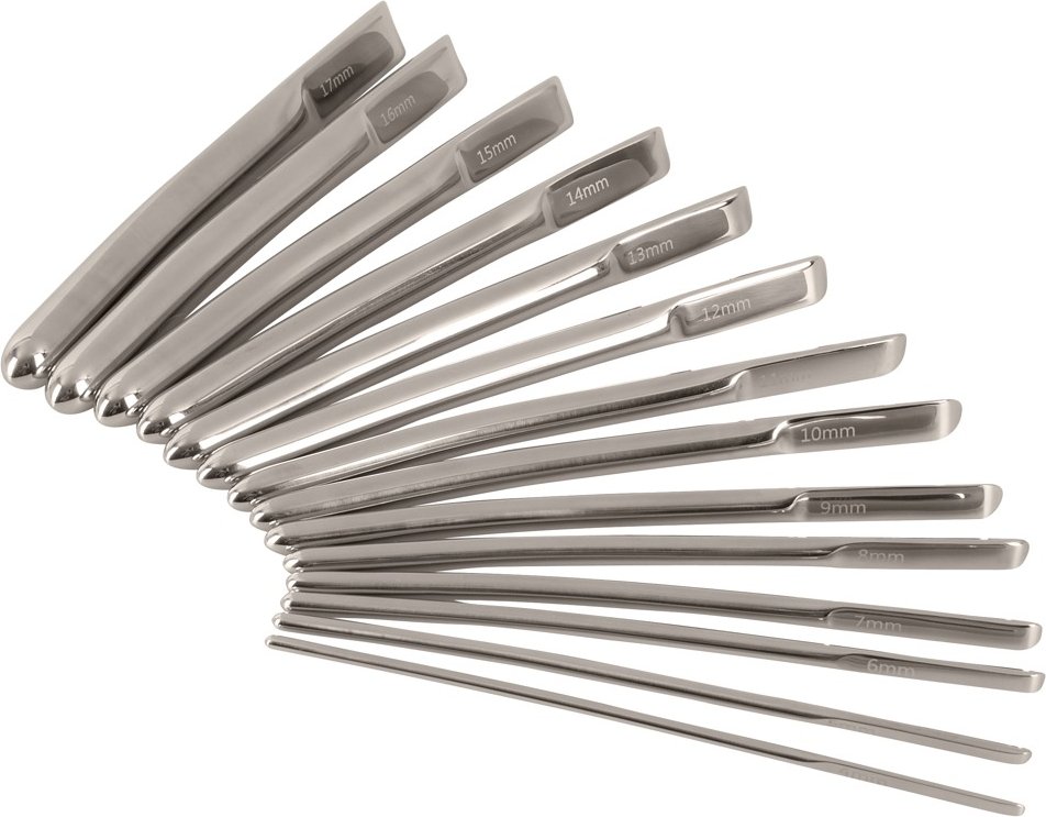 „14-Piece Dilator Set“, verschiedene Ø und Gewichte sortiert in edlem Etui