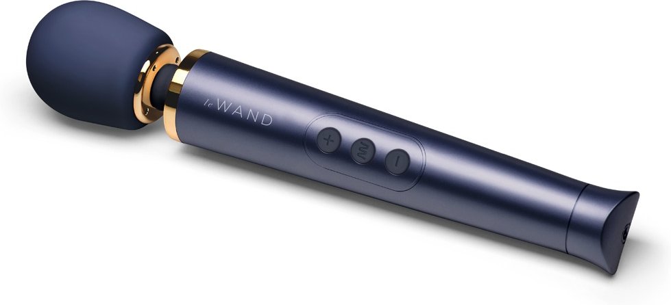 Massagestab „Petite Rechargeable Vibrating Massager“ in Reisegröße