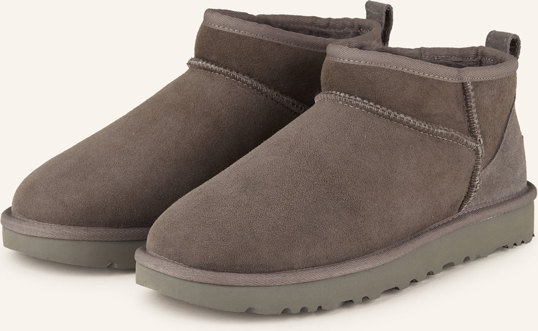 Ugg Boots Classic Ultra Mini grau