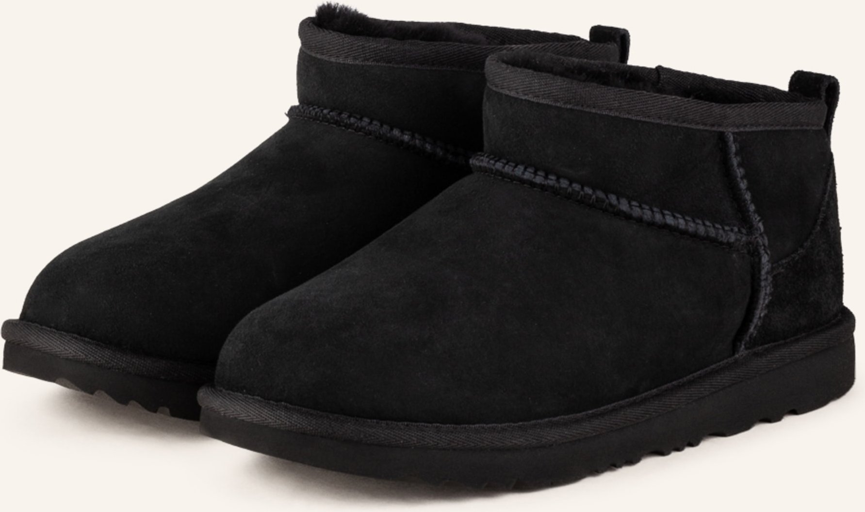 Ugg Boots Classic Ultra Mini schwarz