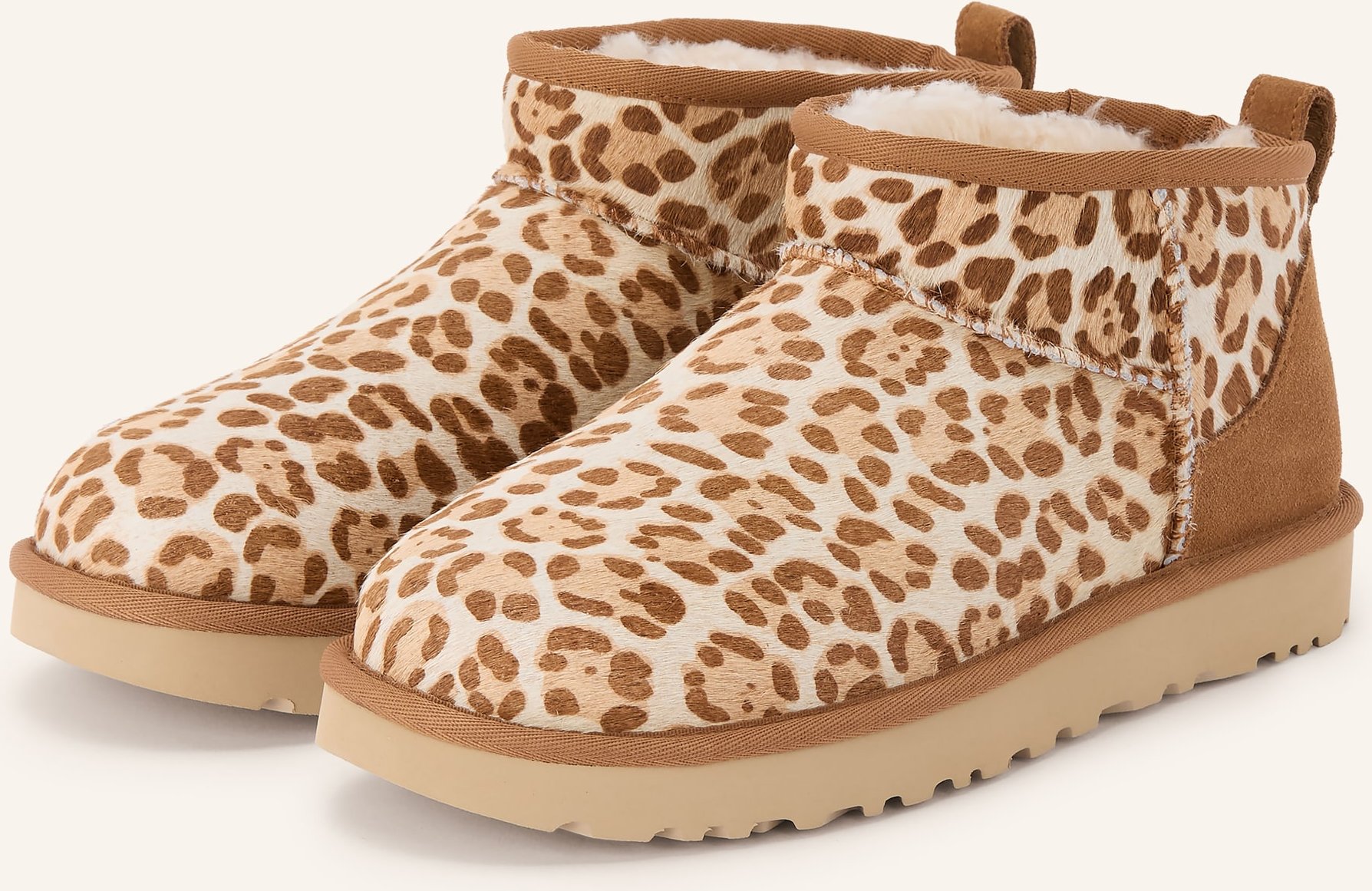 Ugg Boots Classic Ultra Mini Plains braun