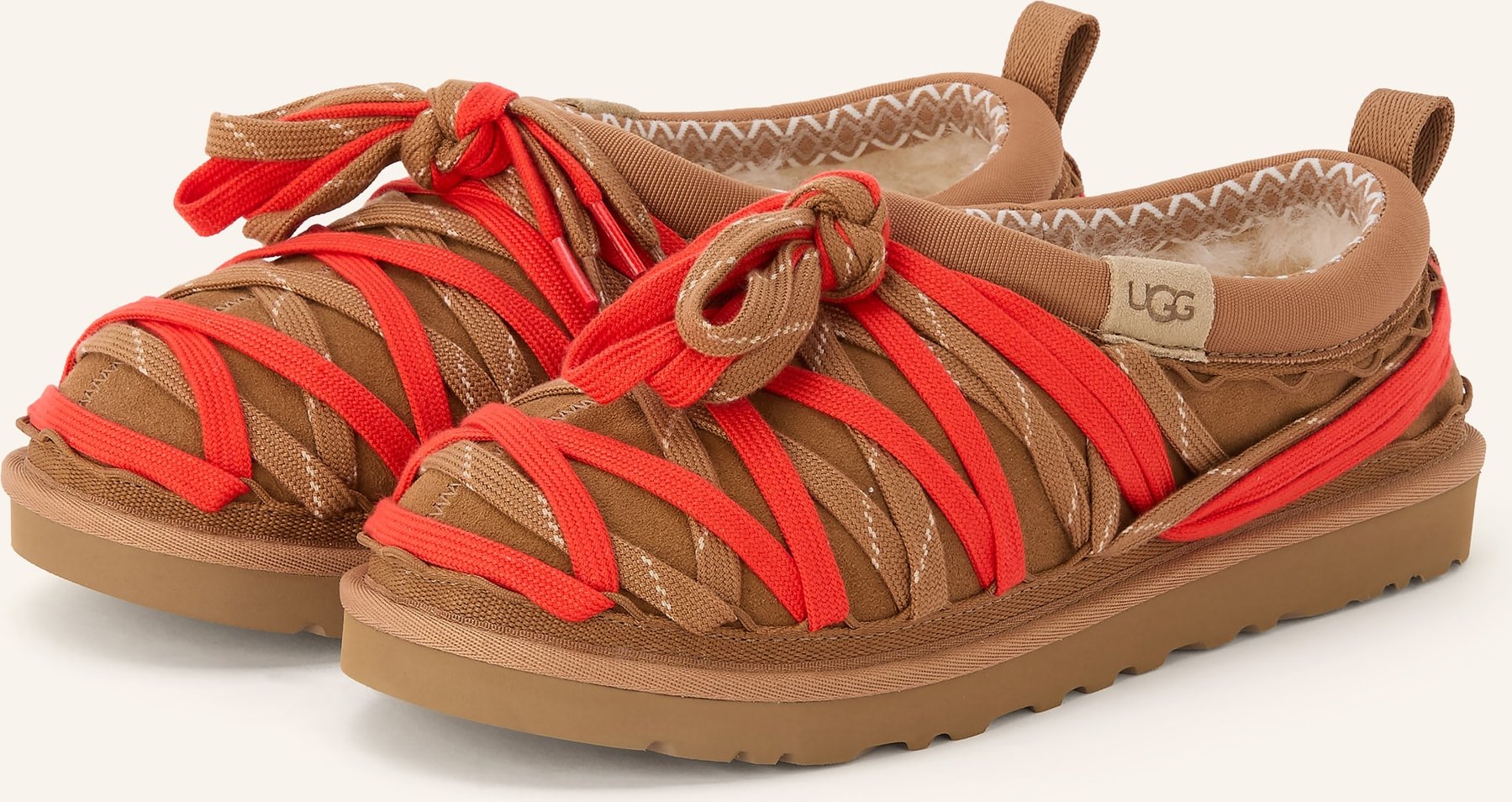 Ugg Slipper Tasman Lace braun