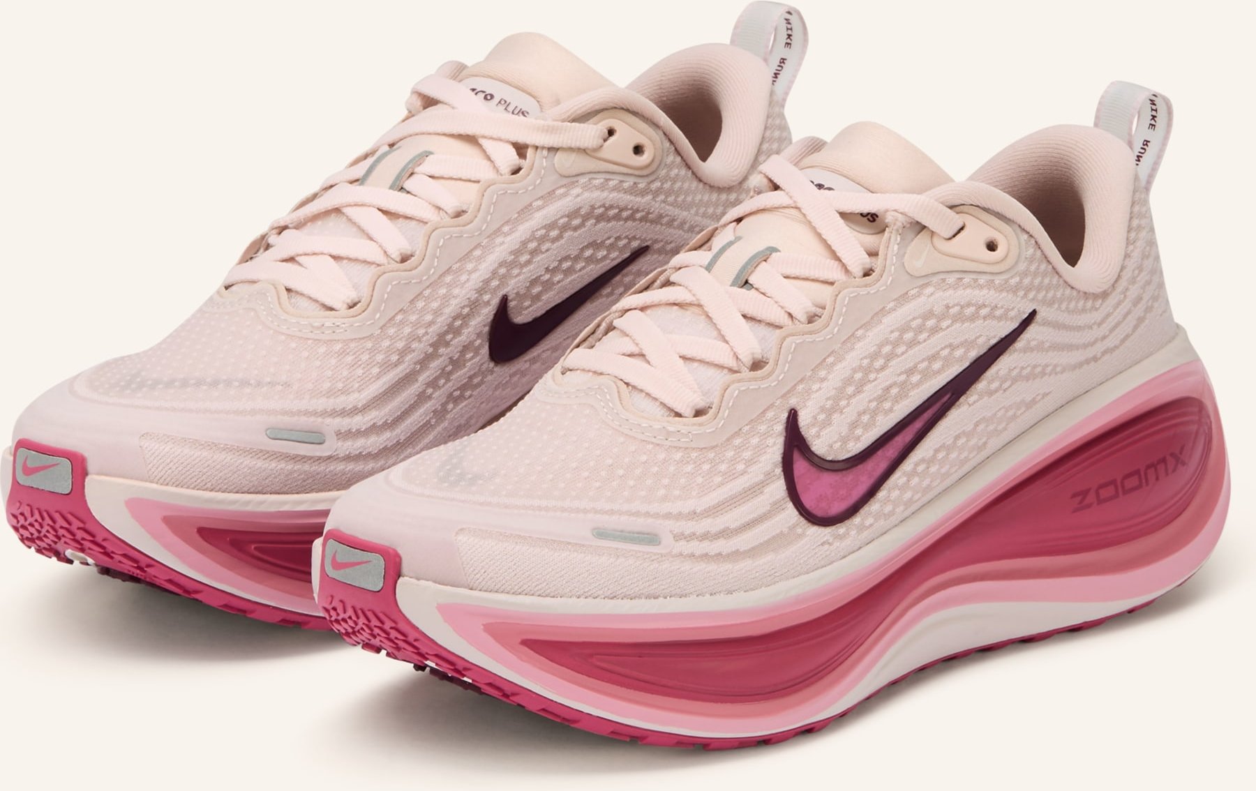 Nike Laufschuhe Vomero Plus rot