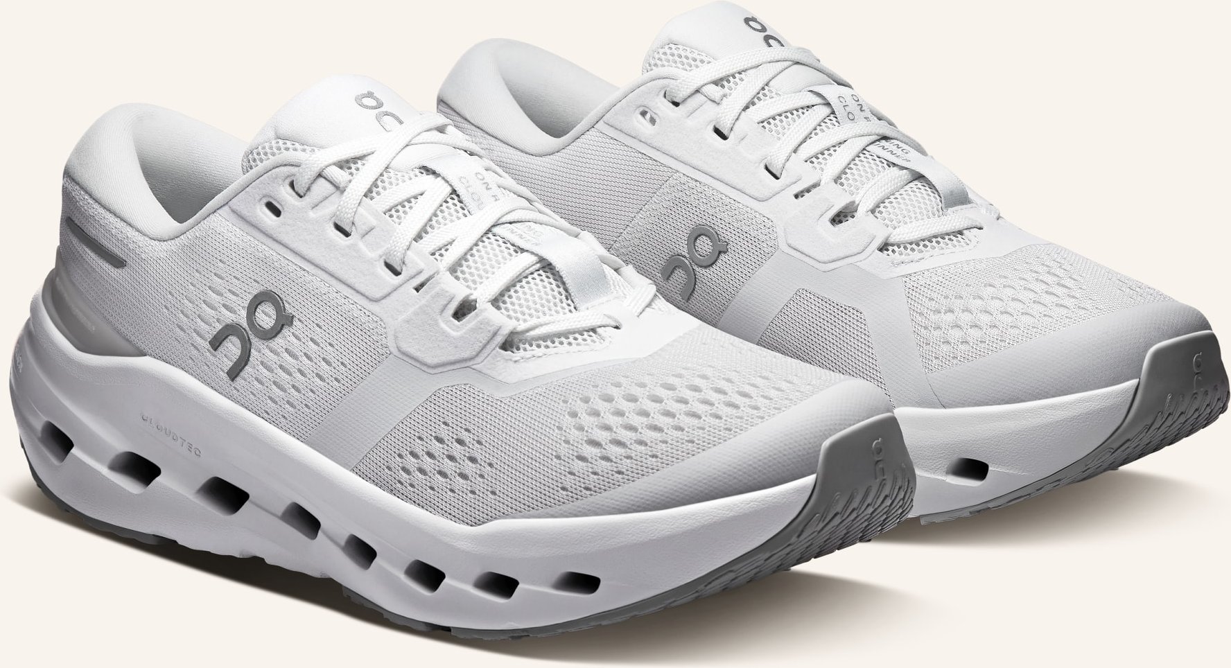 On Laufschuhe Cloudrunner 3 weiss