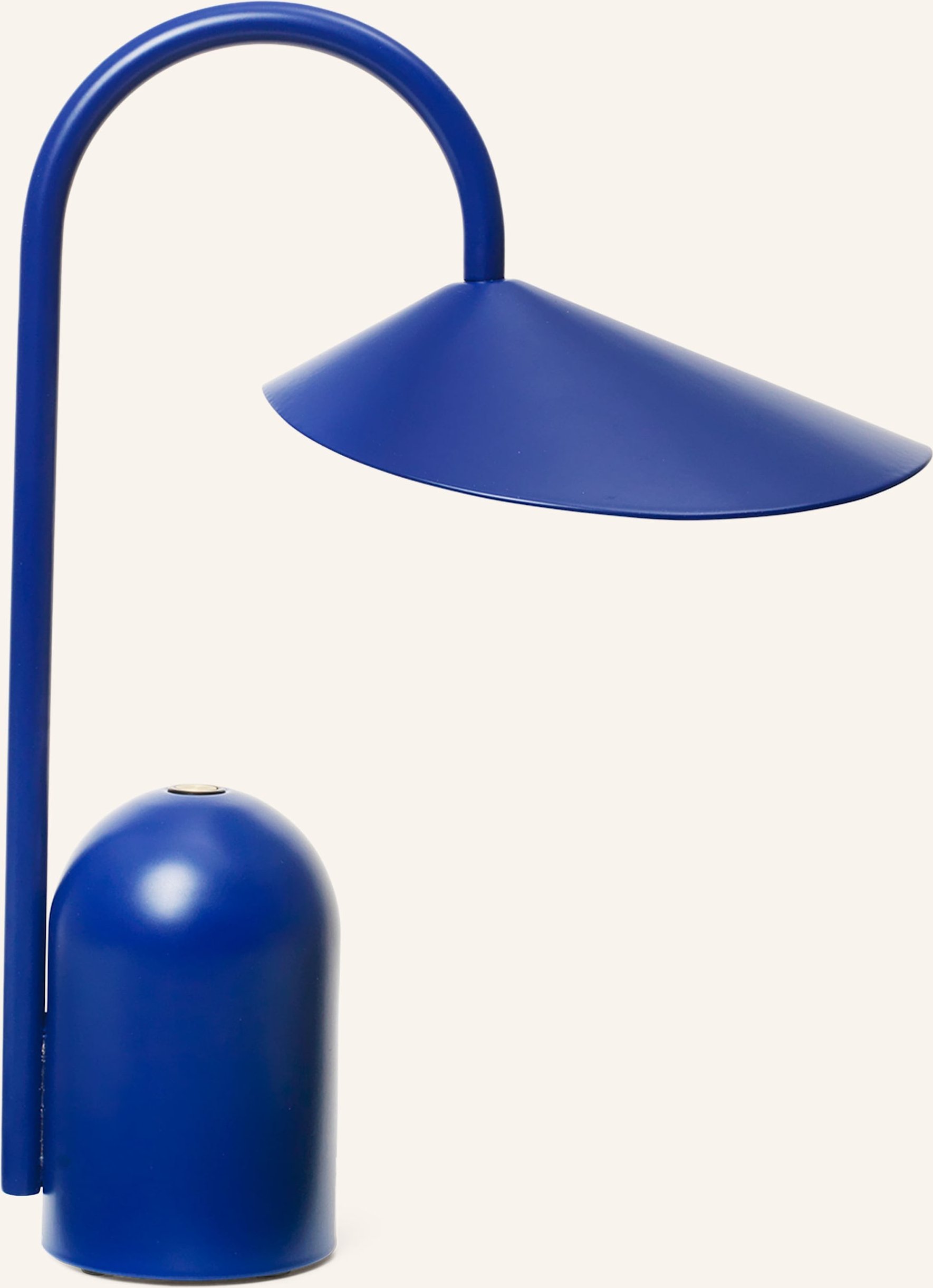 Ferm Living Tischleuchte Arum blau