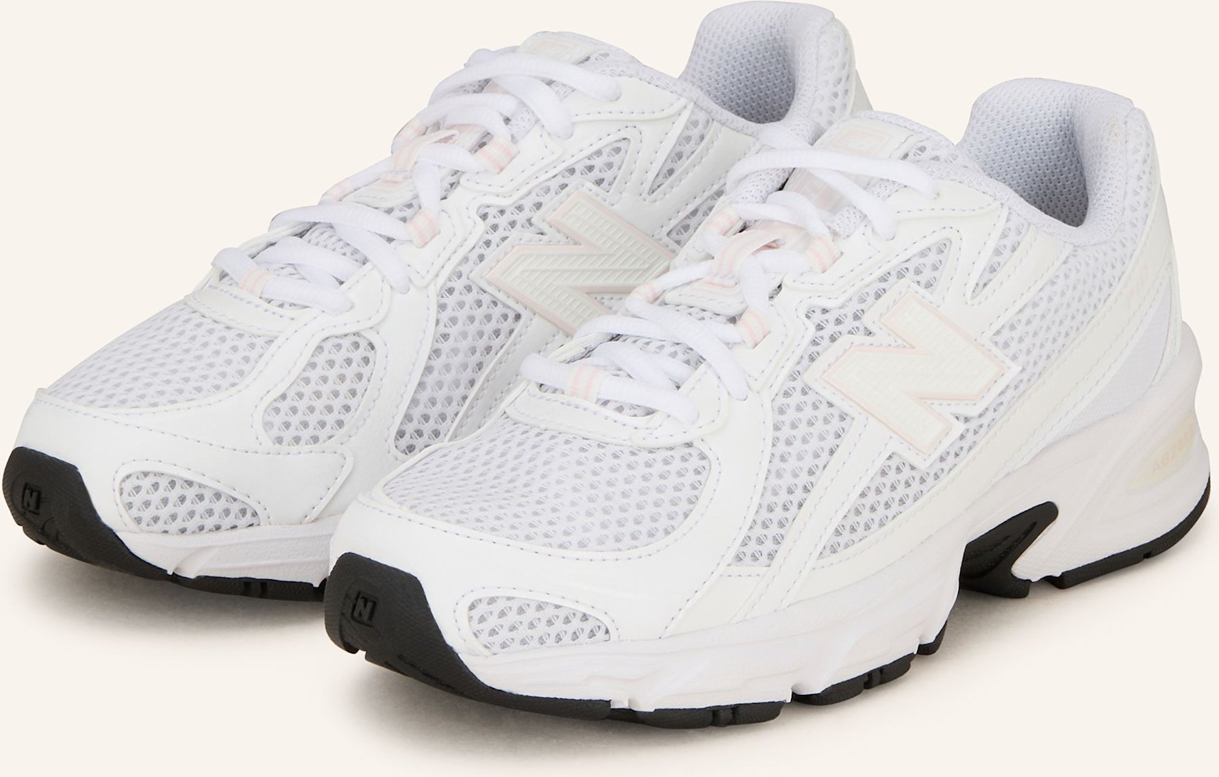New Balance Sneaker 740 weiss