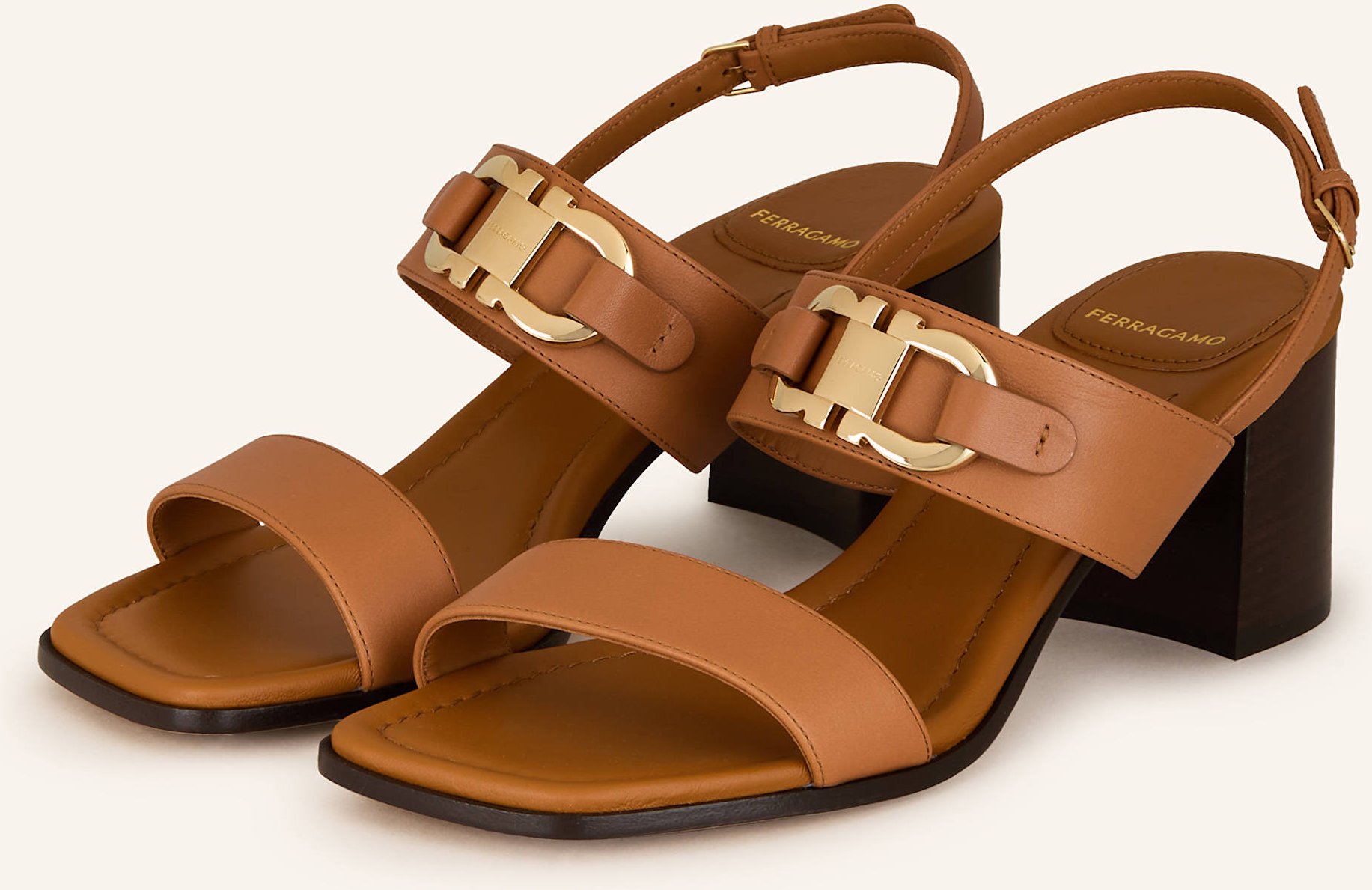 Ferragamo Sandaletten braun