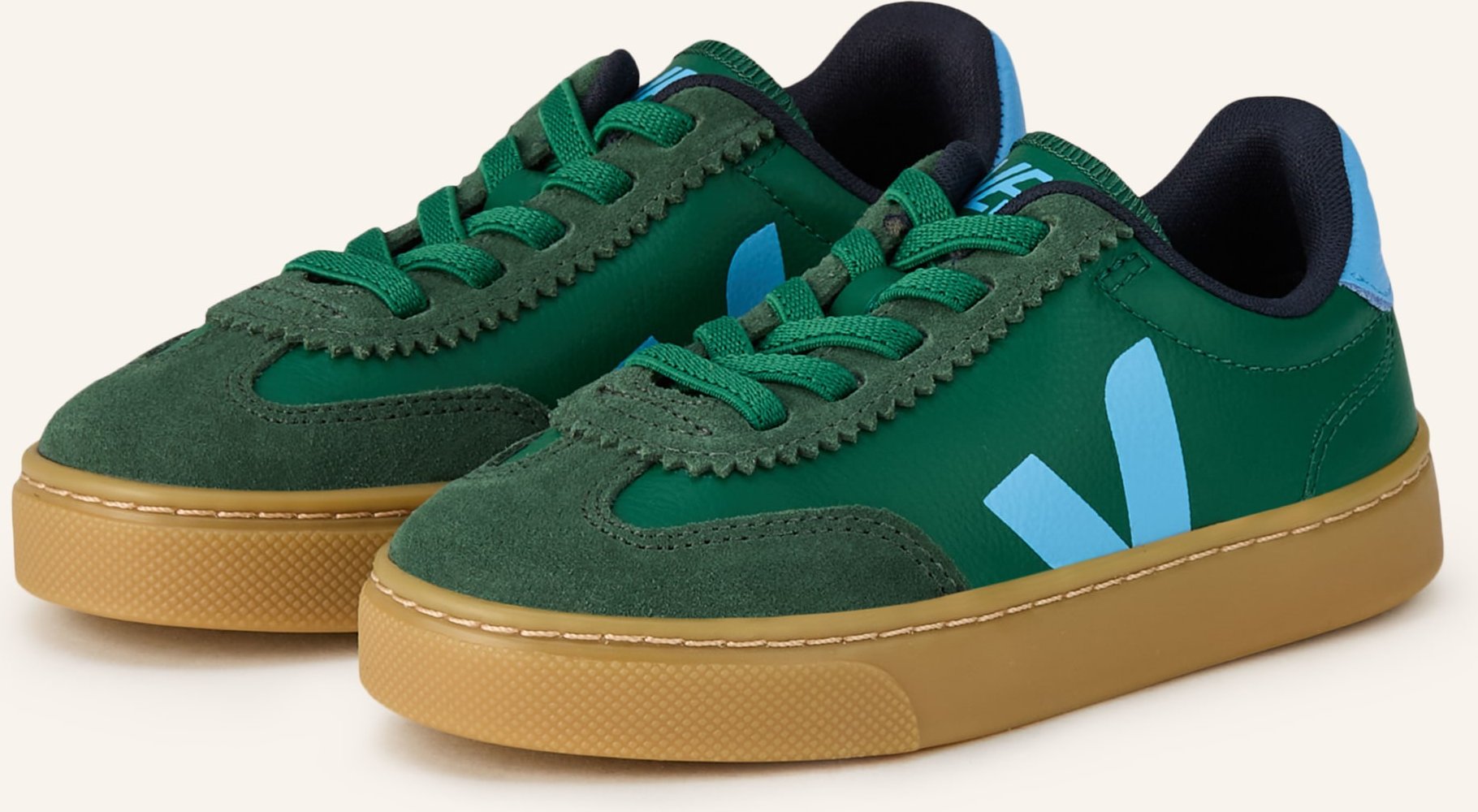 Veja Sneaker Volley gruen