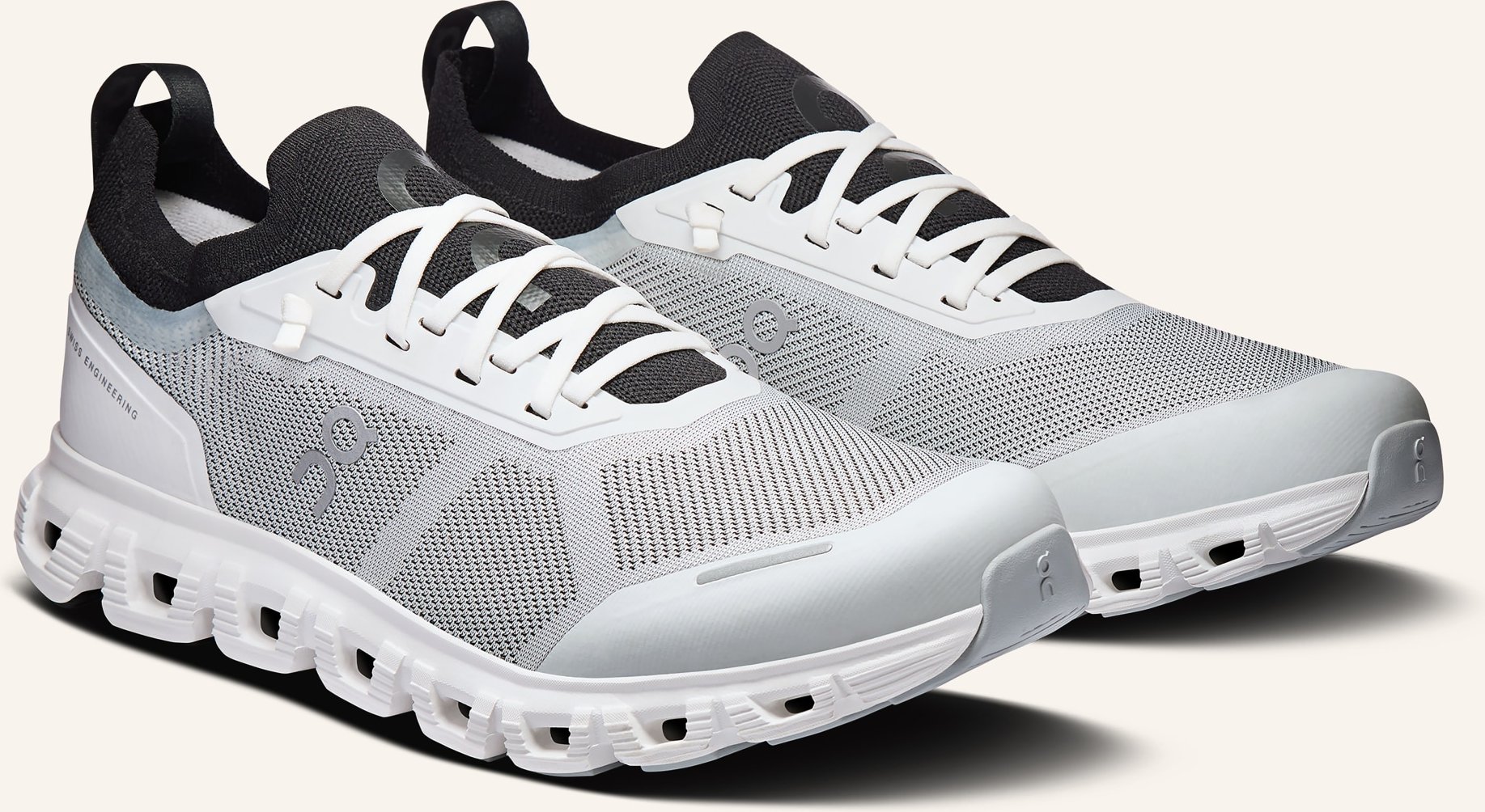 On Sneaker Cloud 6 Versa weiss