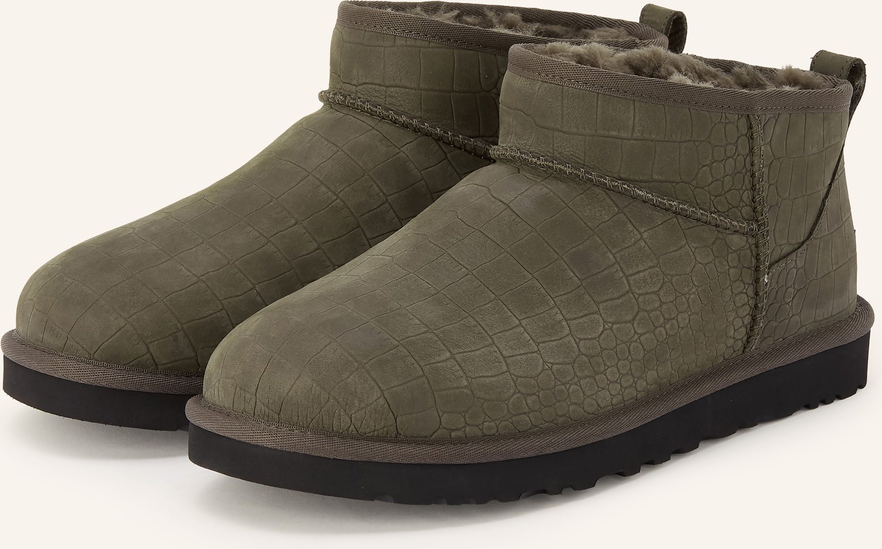 Ugg Boots Classic Ultra Mini Embossed gruen