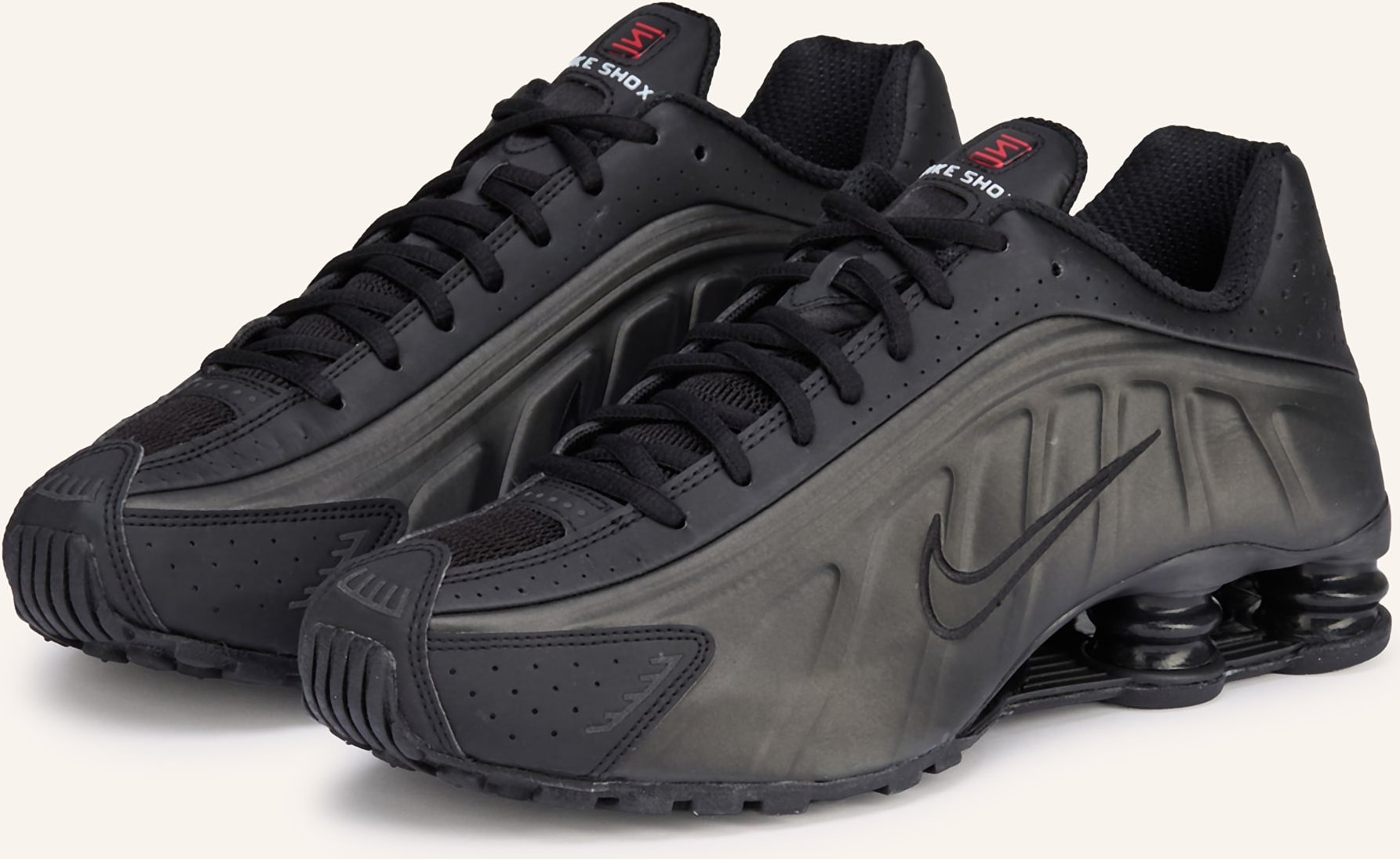 Nike Sneaker Shox r4 schwarz