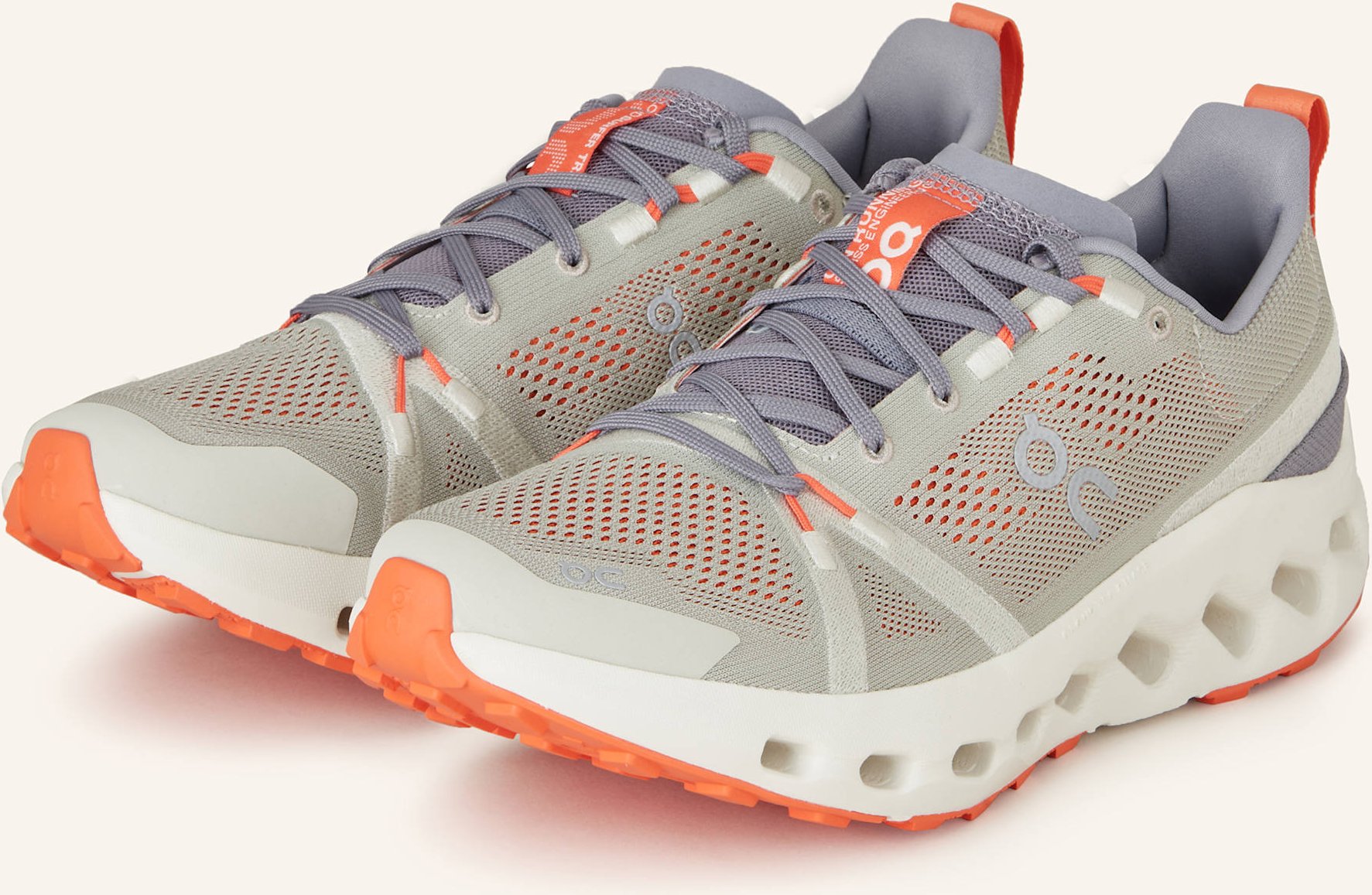 On Trailrunning-Schuhe Cloudsurfer Trail beige