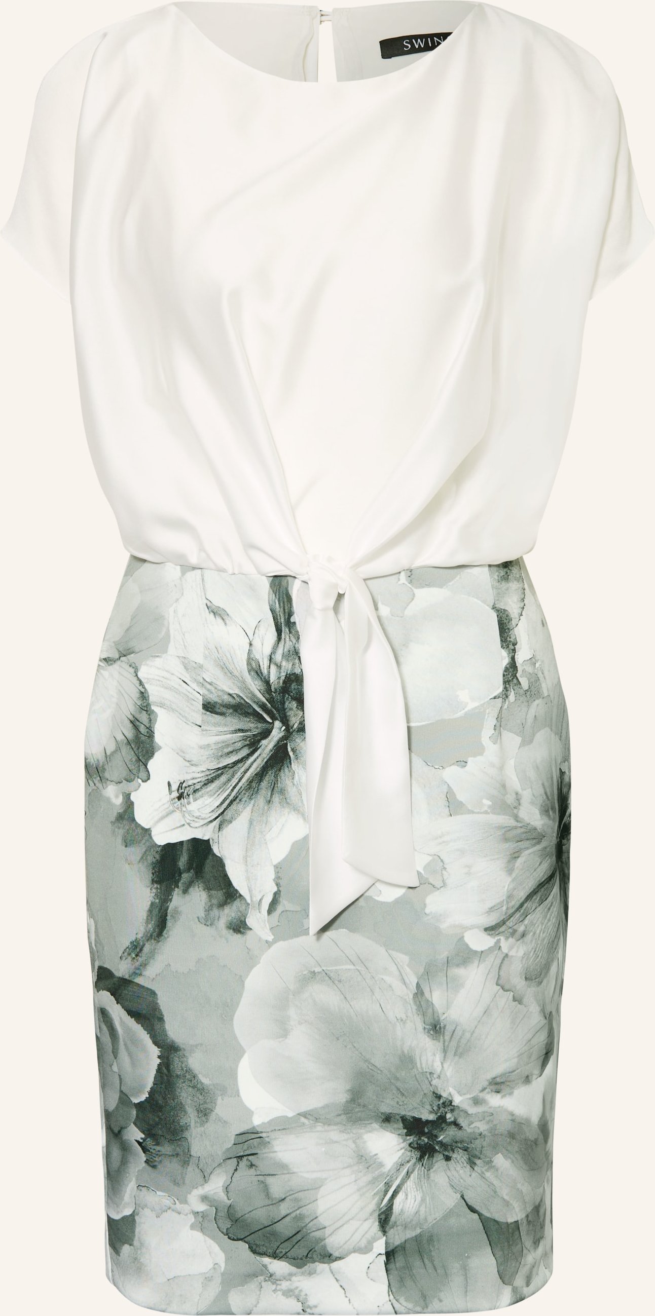 Swing Etuikleid Im Materialmix gruen