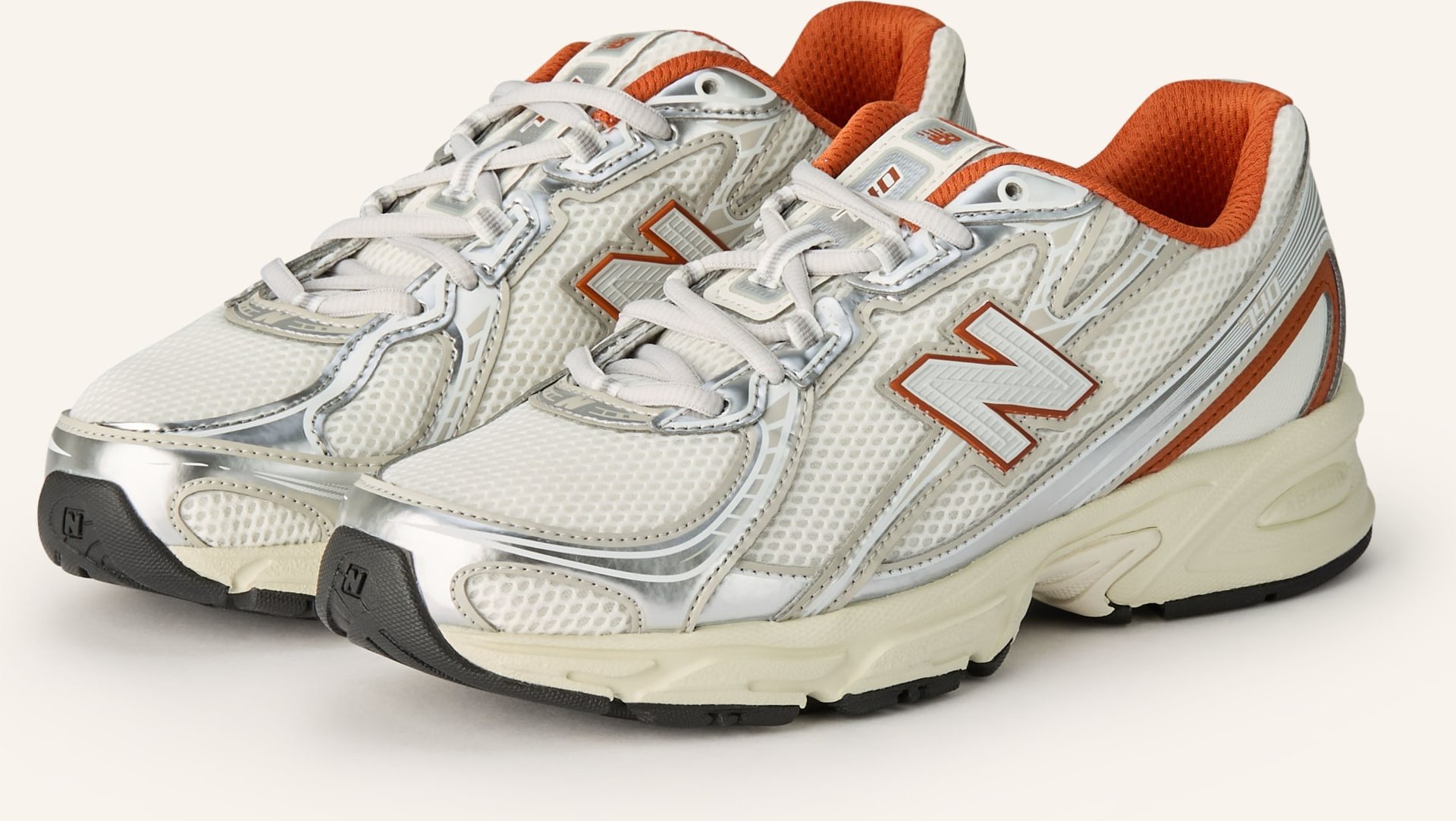 New Balance Sneaker 740 weiss