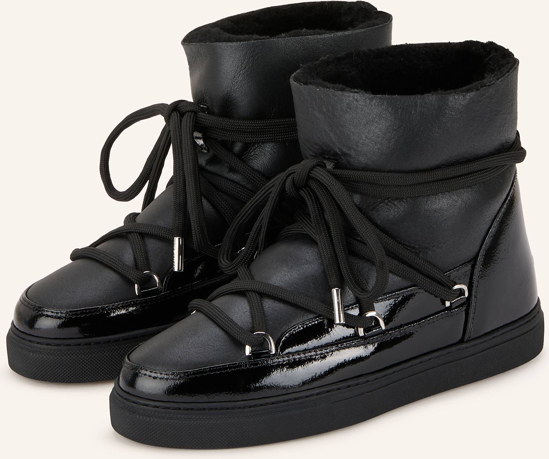 Inuikii Schnürboots Gloss schwarz