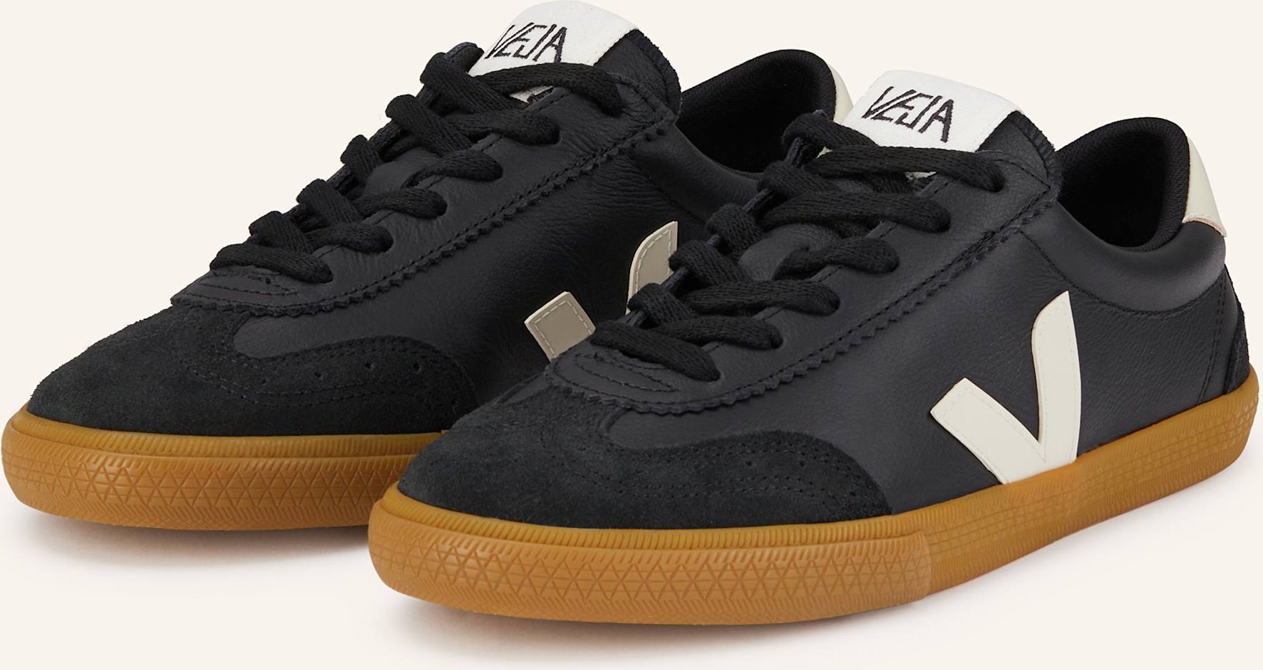 Veja Sneaker Volley O.T. schwarz