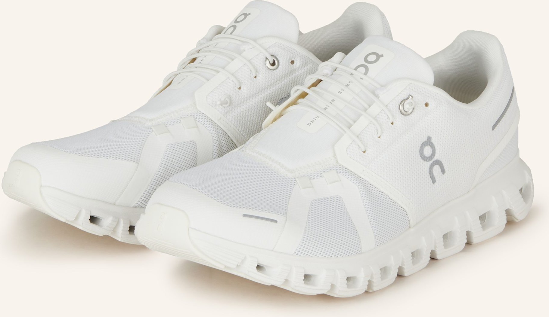 On Sneaker Cloud 6 weiss