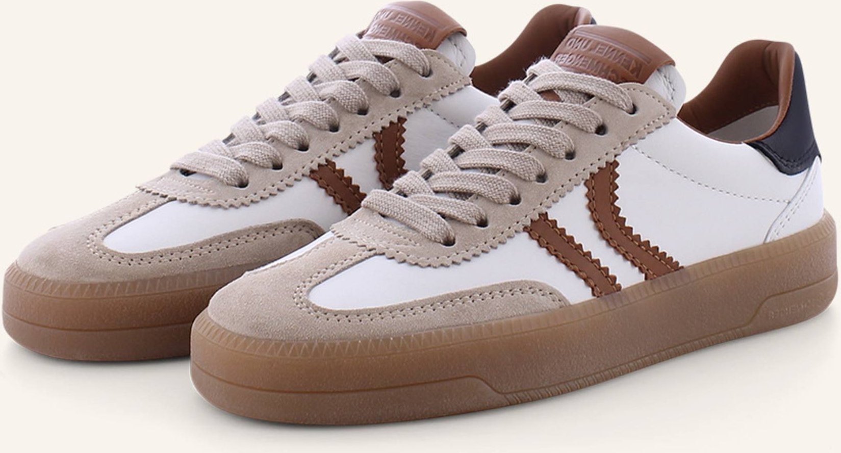 Kennel & Schmenger Sneaker Box weiss