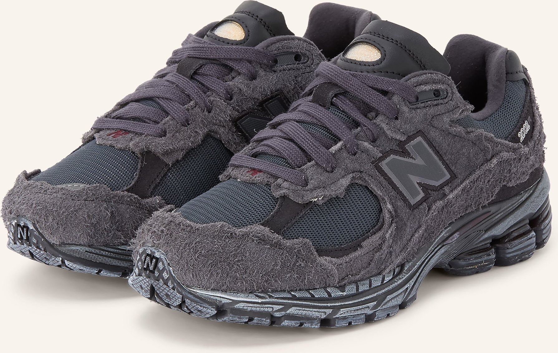 New Balance Sneaker 2002r Protection Pack grau