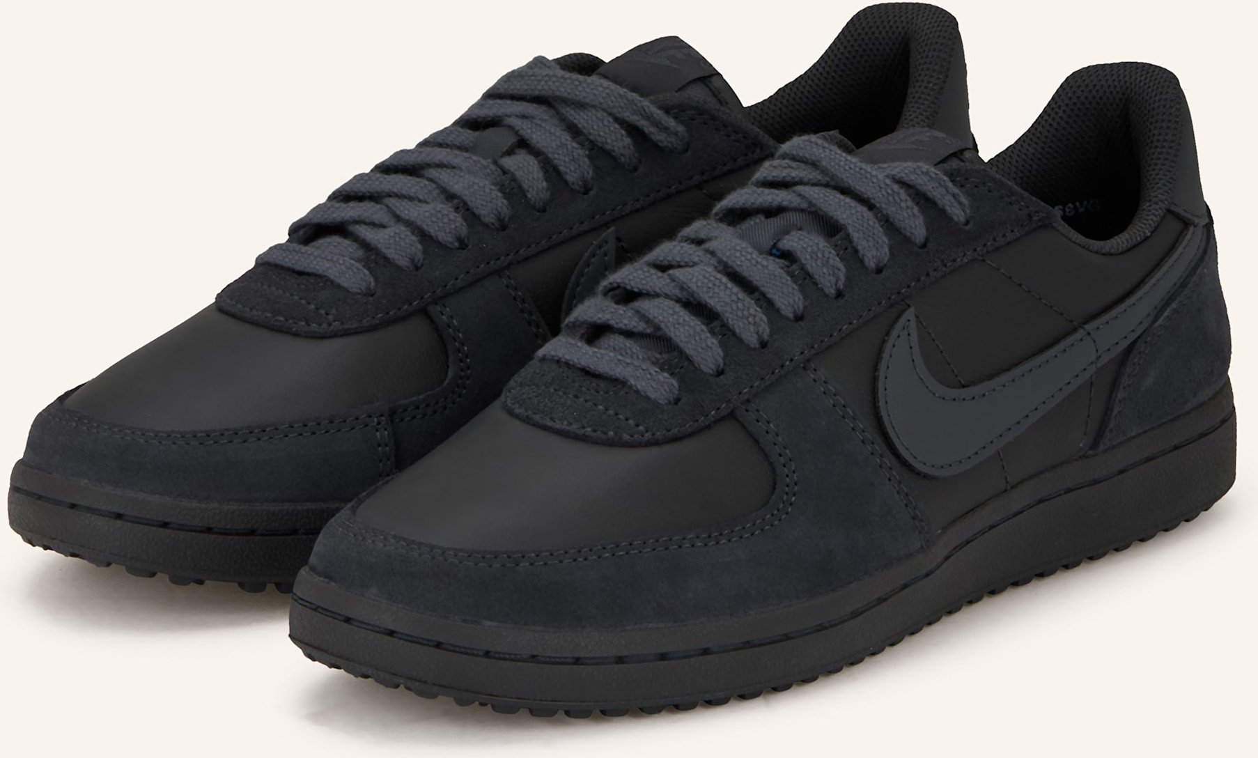 Nike Sneaker Field General schwarz