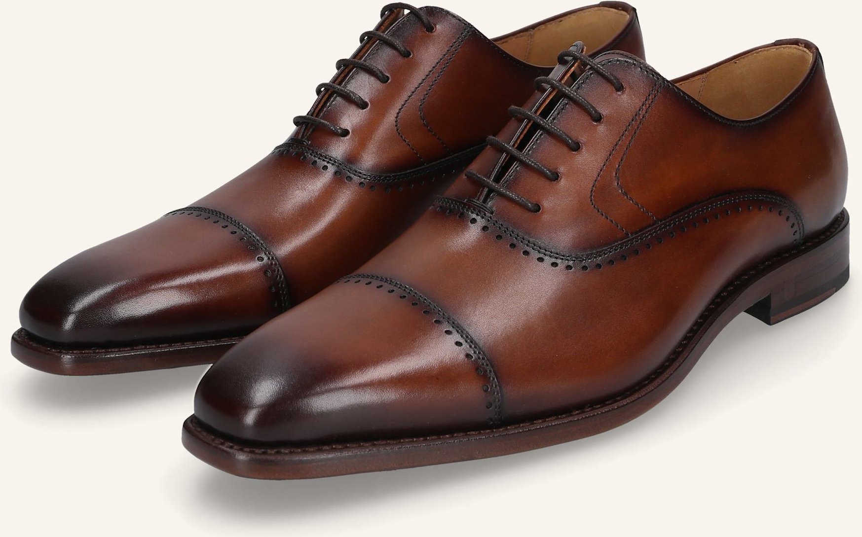 Henry Stevens Schnürer Liam Co braun