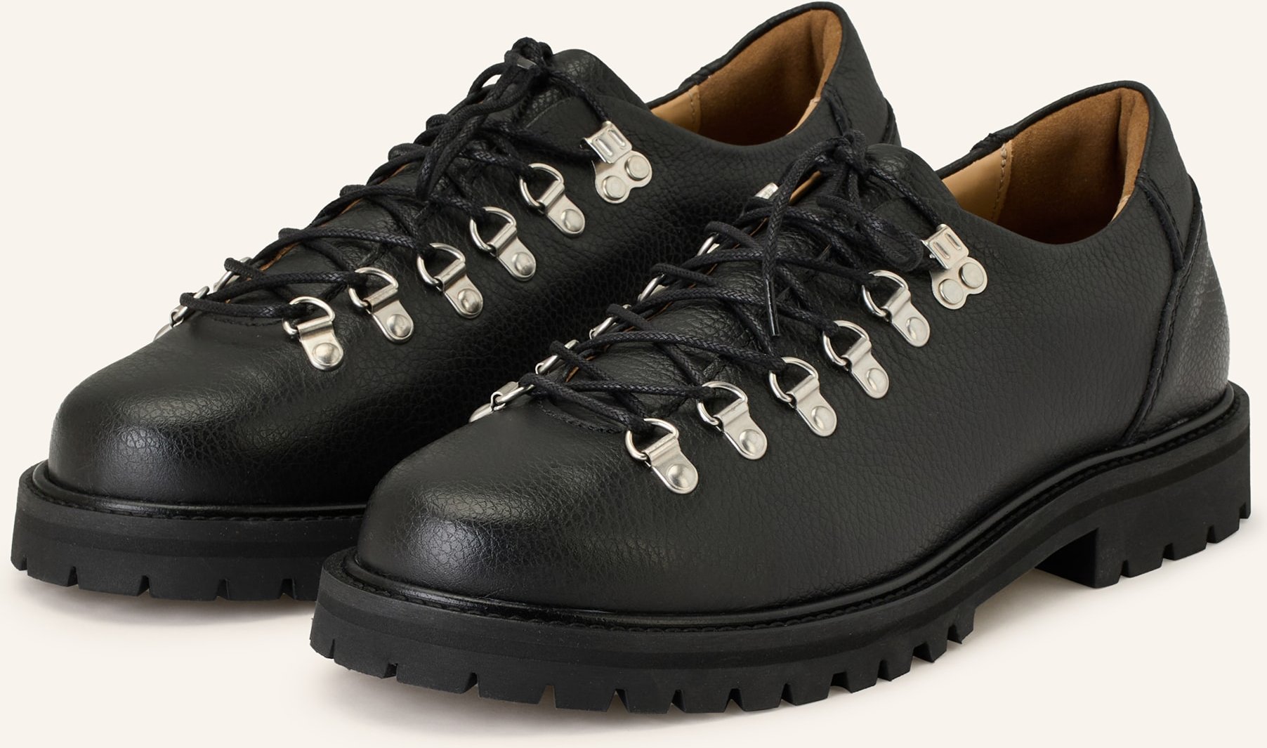 Arket Schnürer schwarz