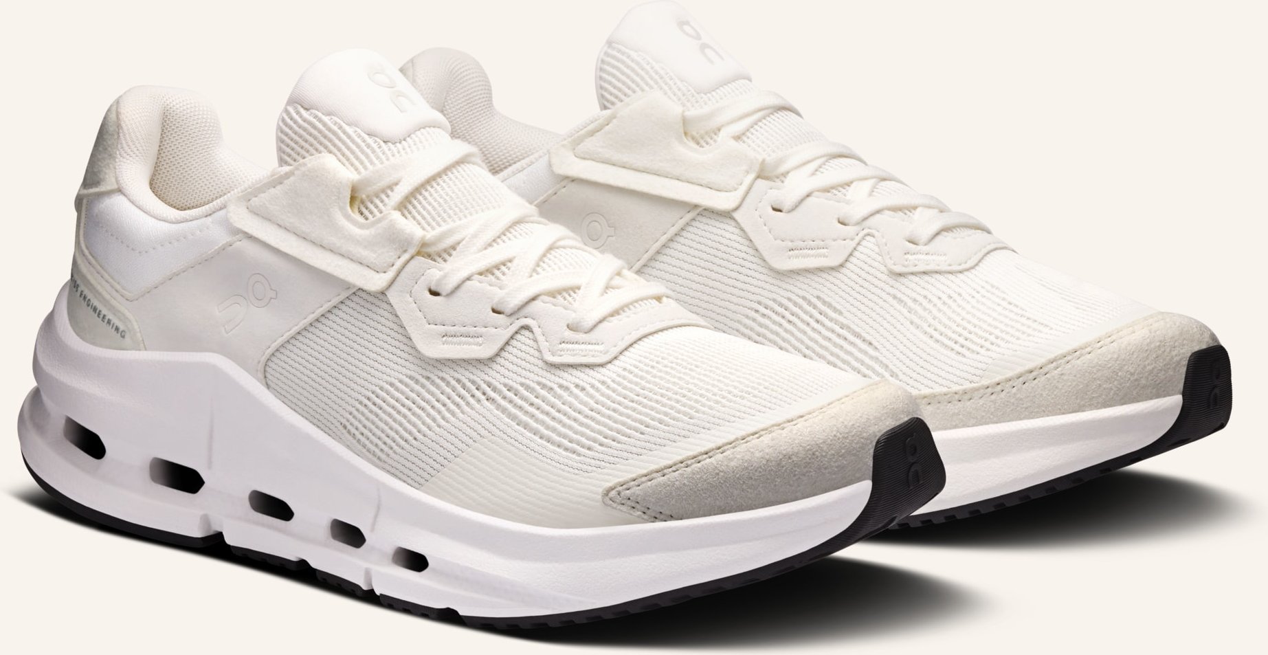 On Sneaker Cloudnova Rift weiss