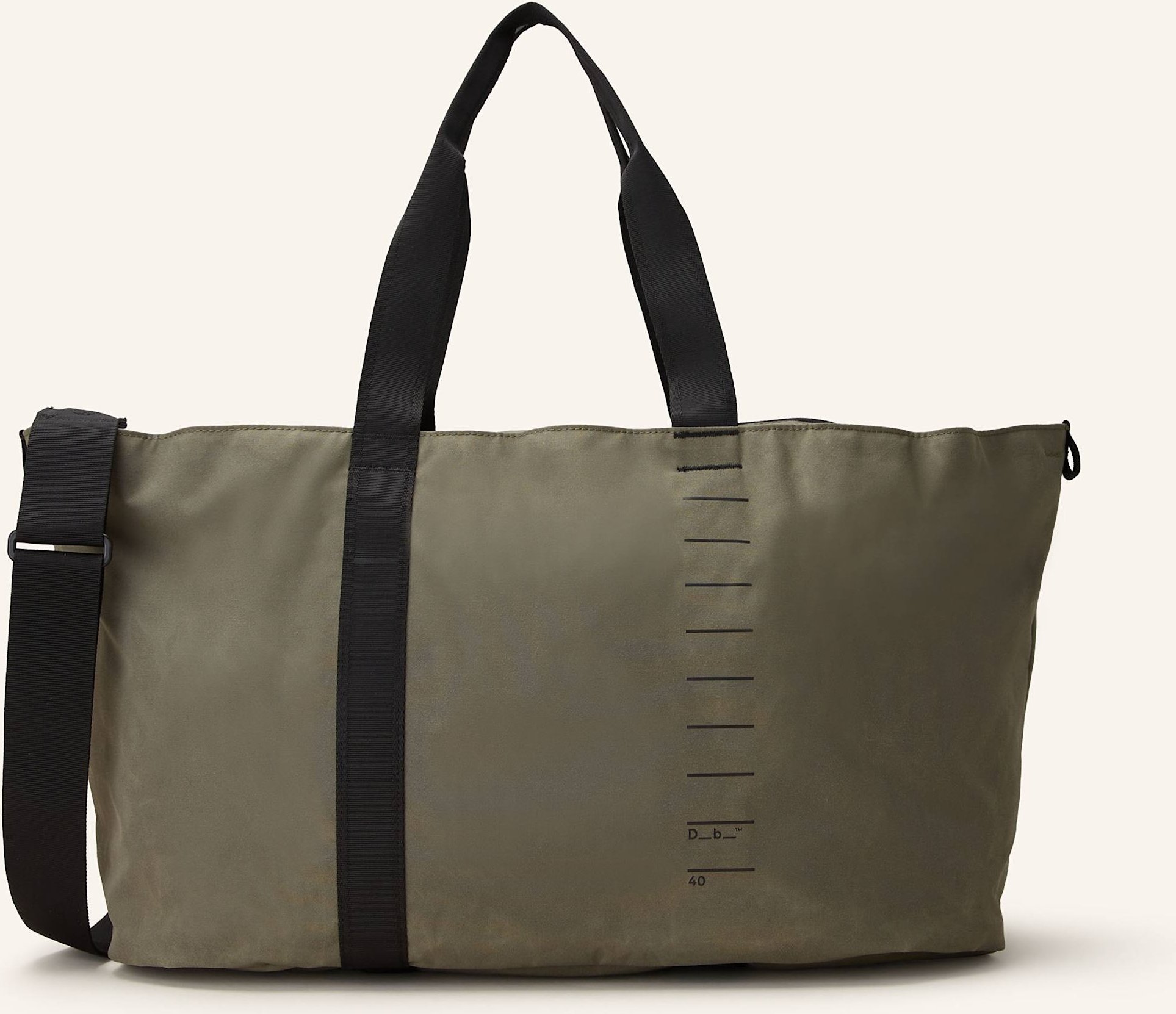 D_B_ Sporttasche Essential Weekender 40 L gruen