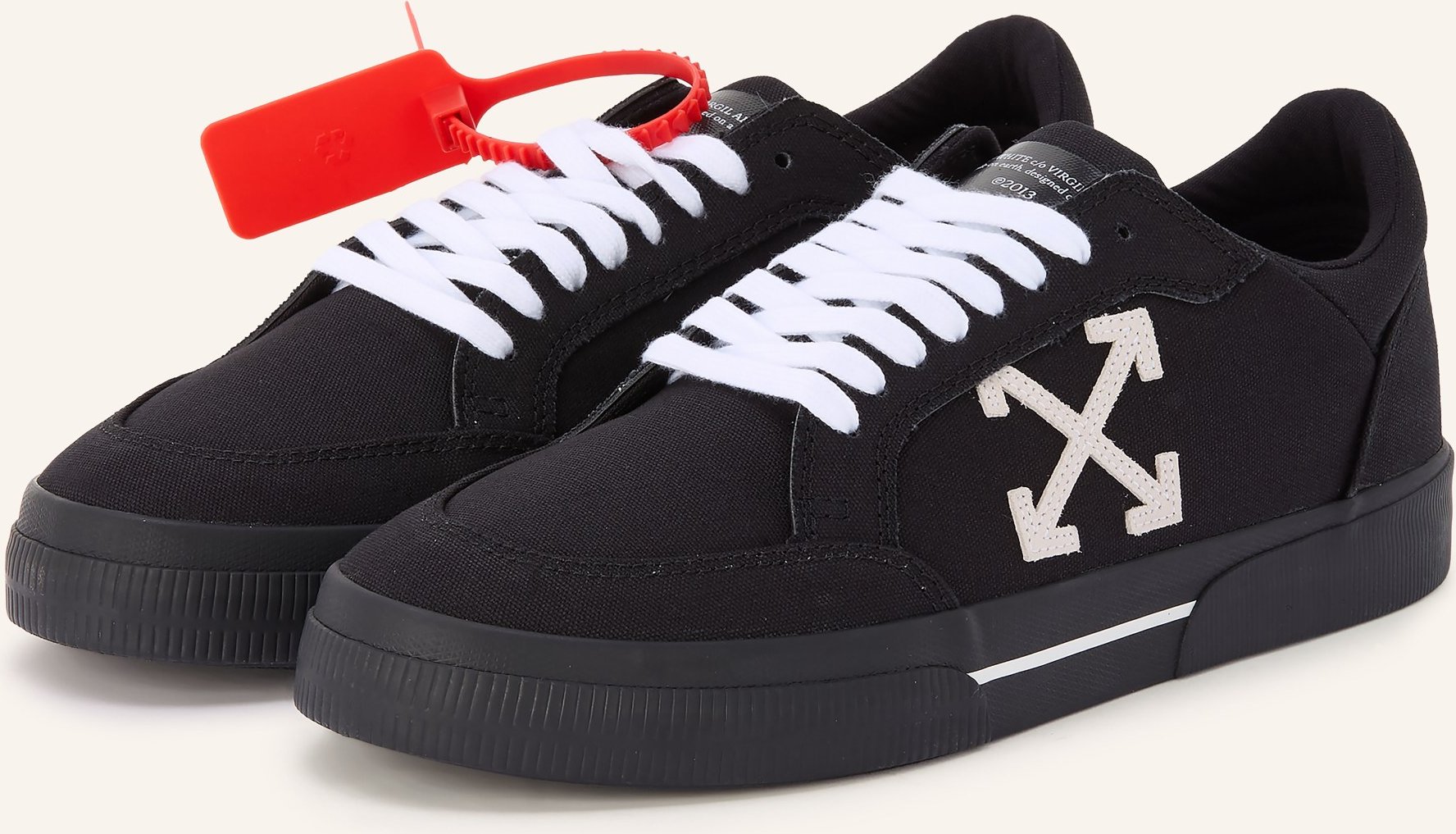 Off-White Sneaker Vulc Low schwarz