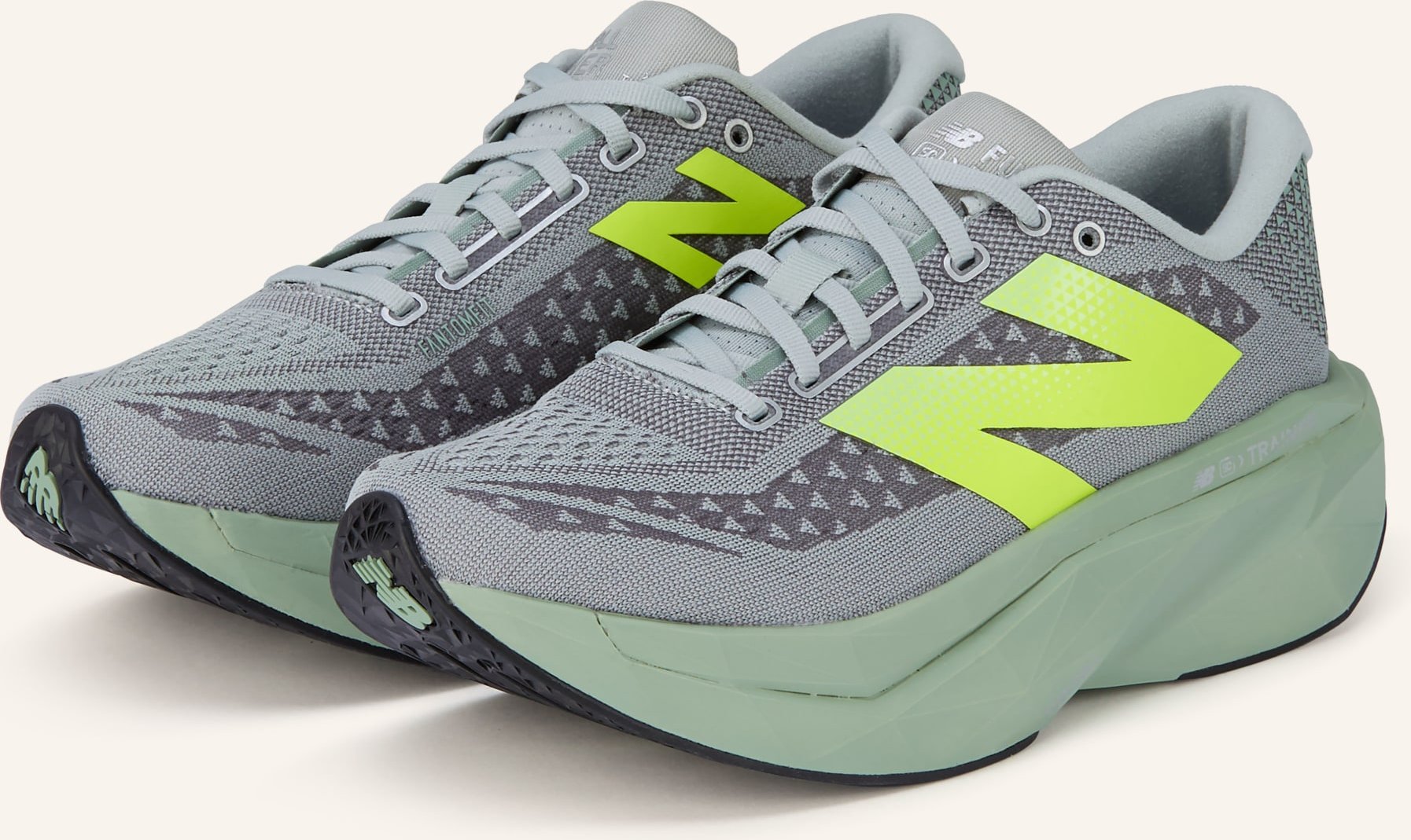New Balance Laufschuhe Fuelcell Supercomp Trainer v3 grau