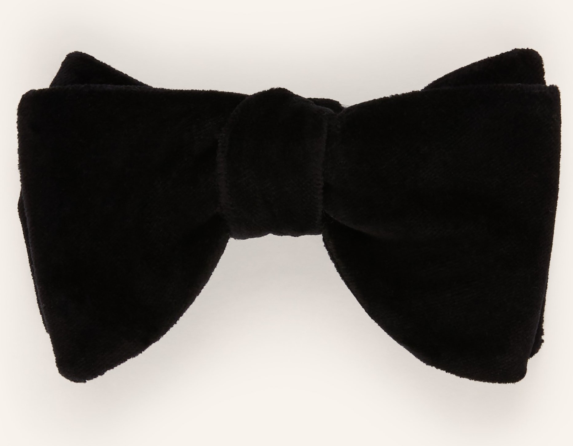 Reiss Fliege Hike Aus Samt schwarz