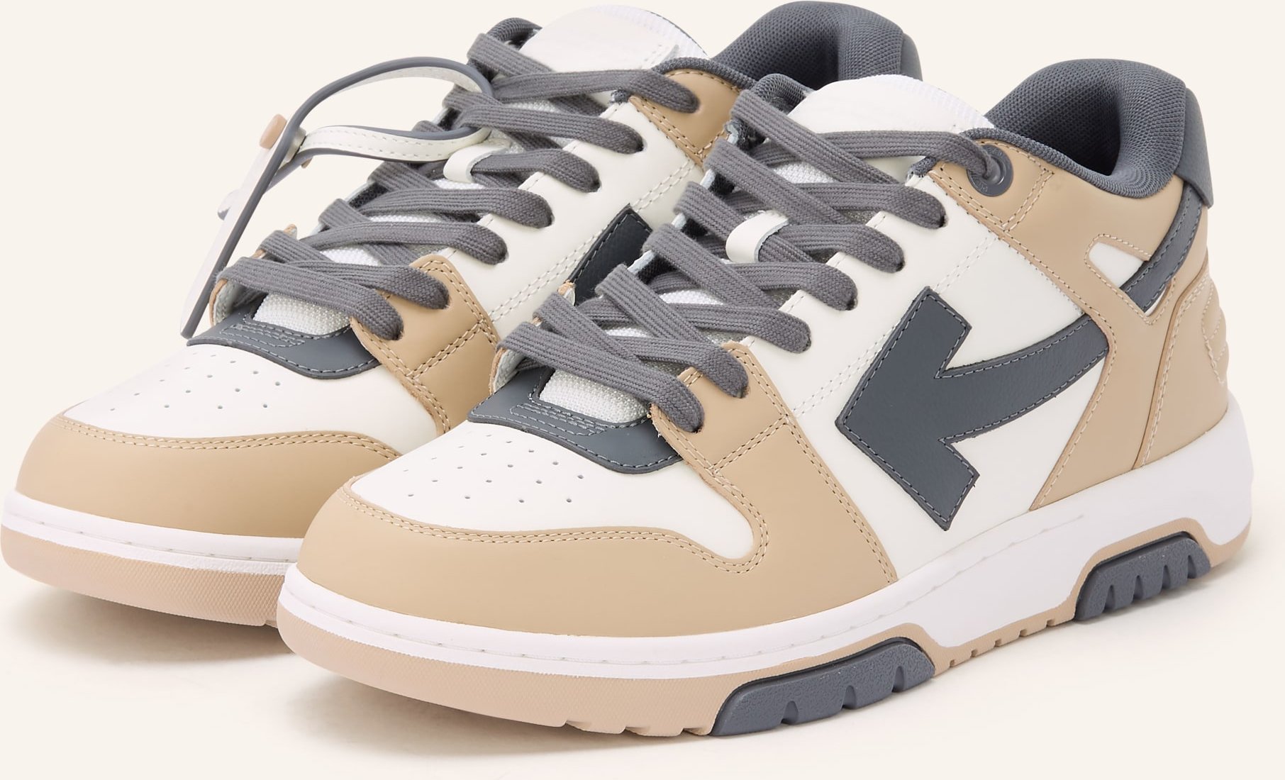 Off-White Sneaker Out Of Office beige
