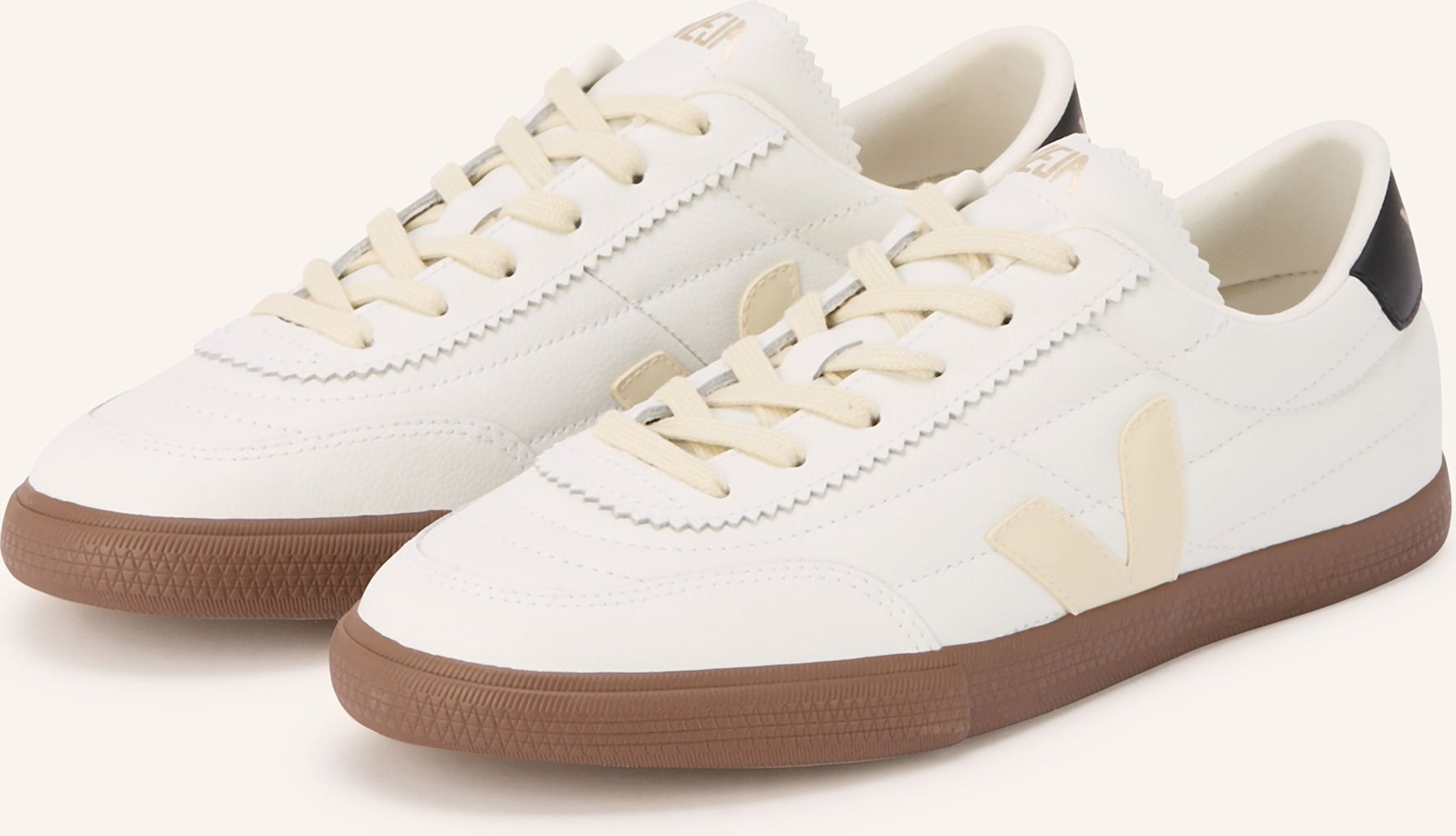 Veja Sneaker Panenka weiss