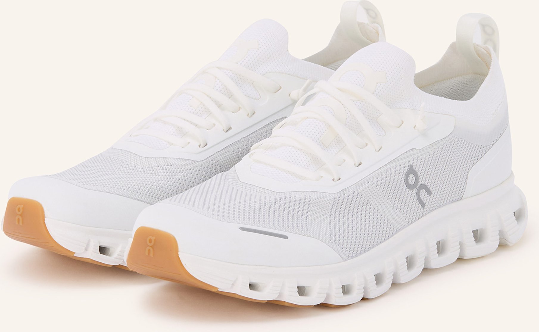 On Sneaker Cloud 6 Versa weiss