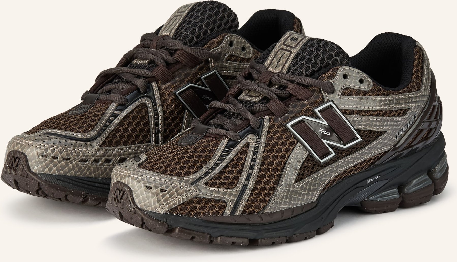 New Balance Sneaker 1906 braun