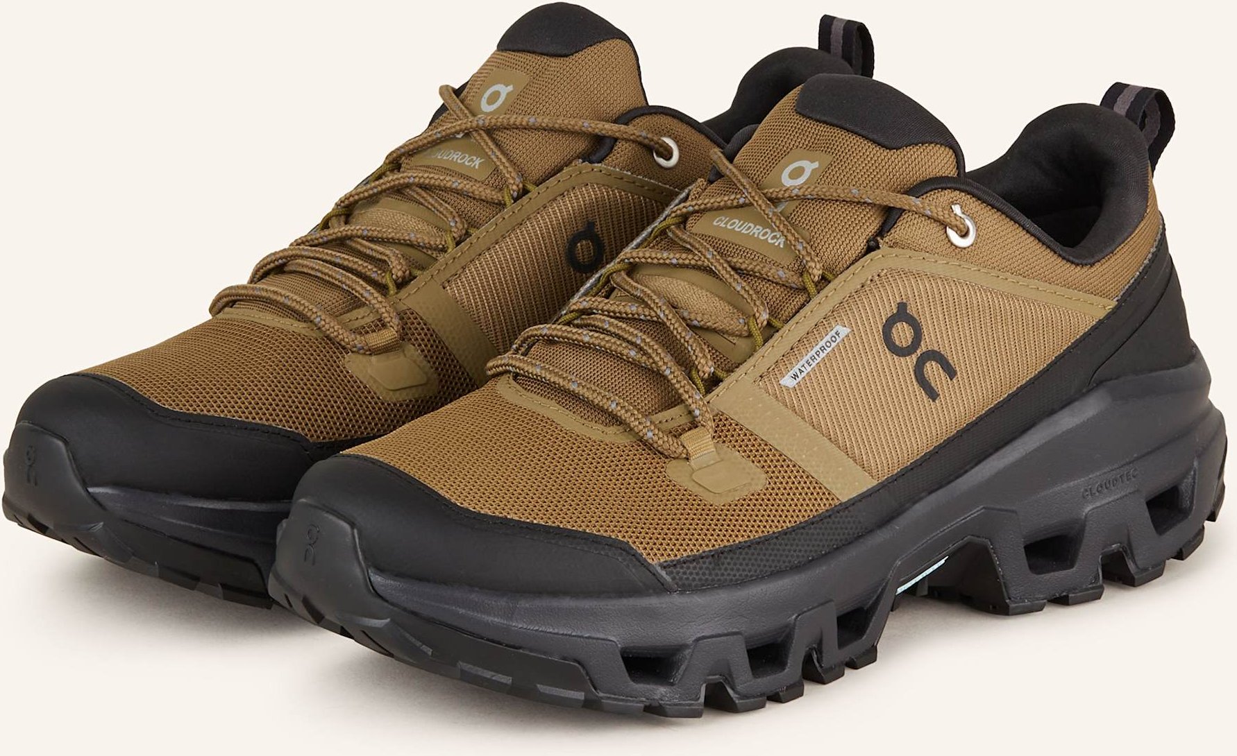 On Wanderschuhe Cloudrock Low Wp gruen