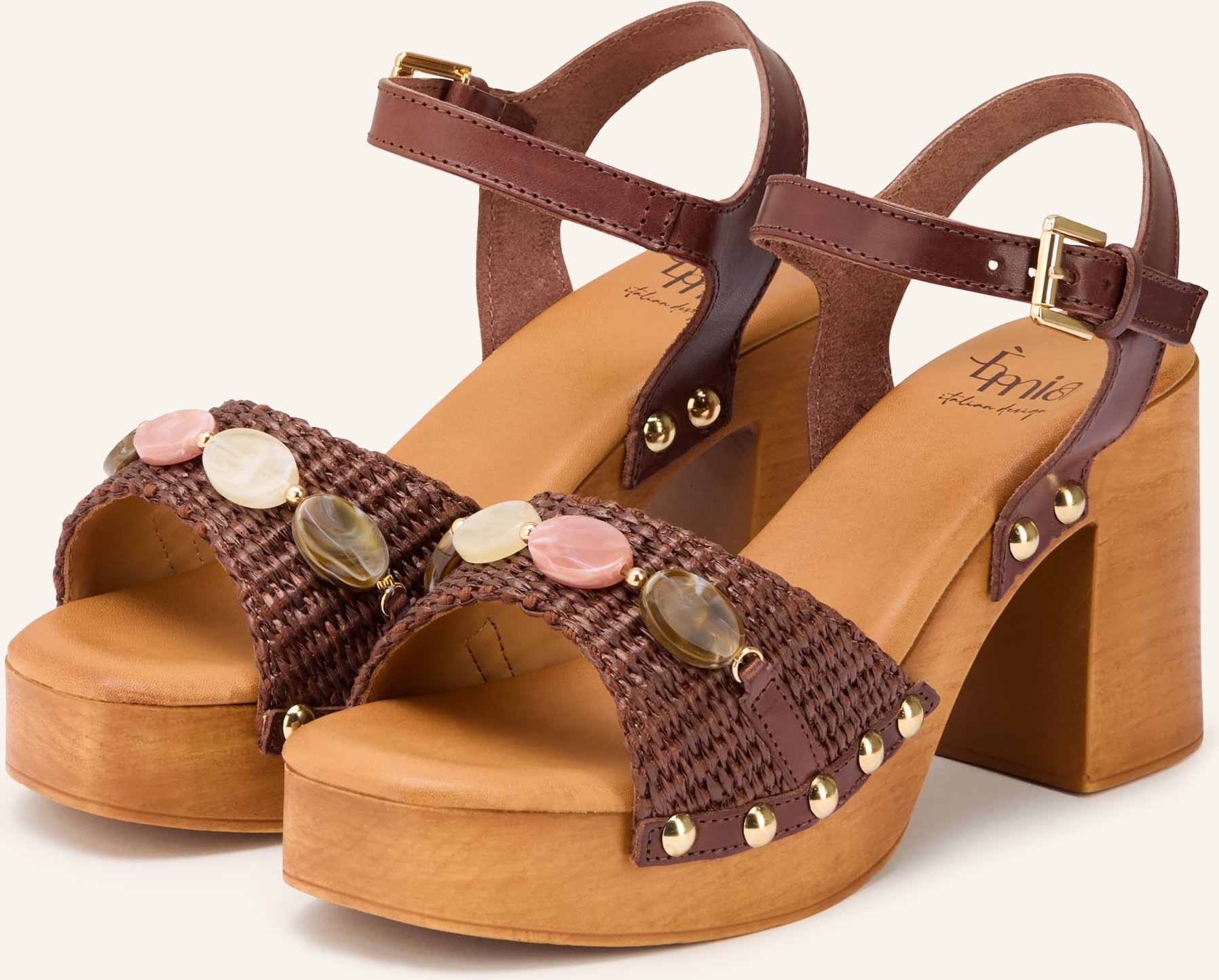È Mia Plateau-Sandaletten Mit Schmucksteinen Und Nieten braun